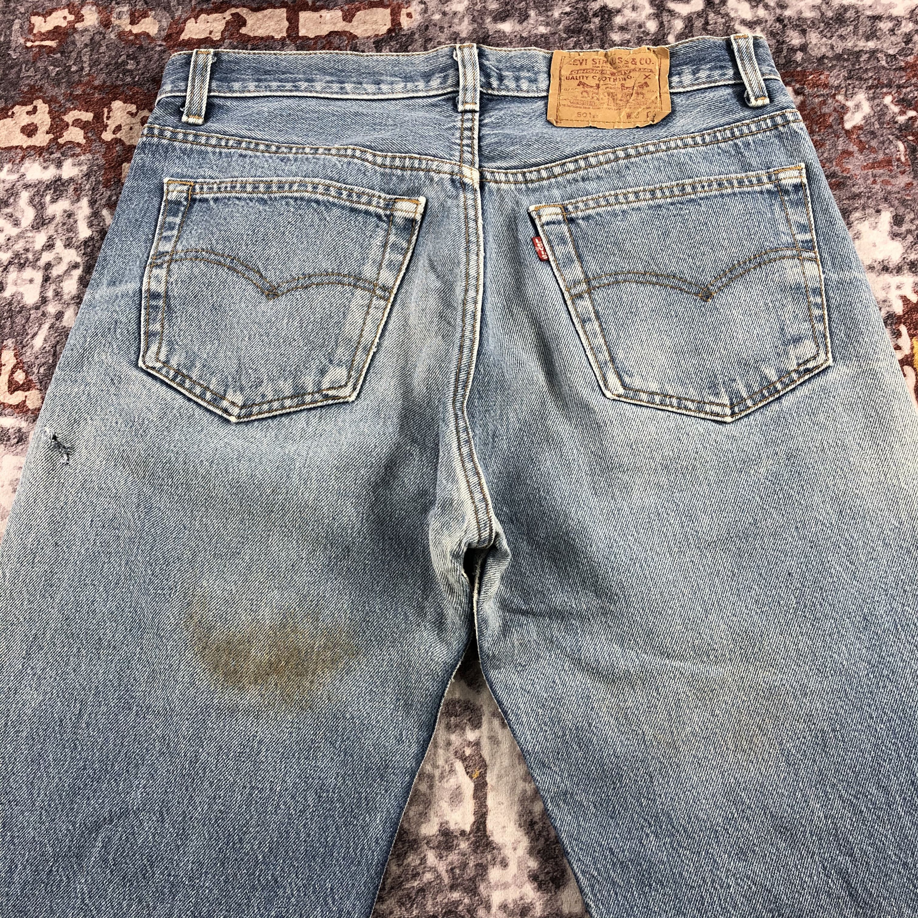 Levi's Vintage 90s Light Wash Levis 501 Jeans-JM2344 Size US 32 / EU 48 - 4 Thumbnail