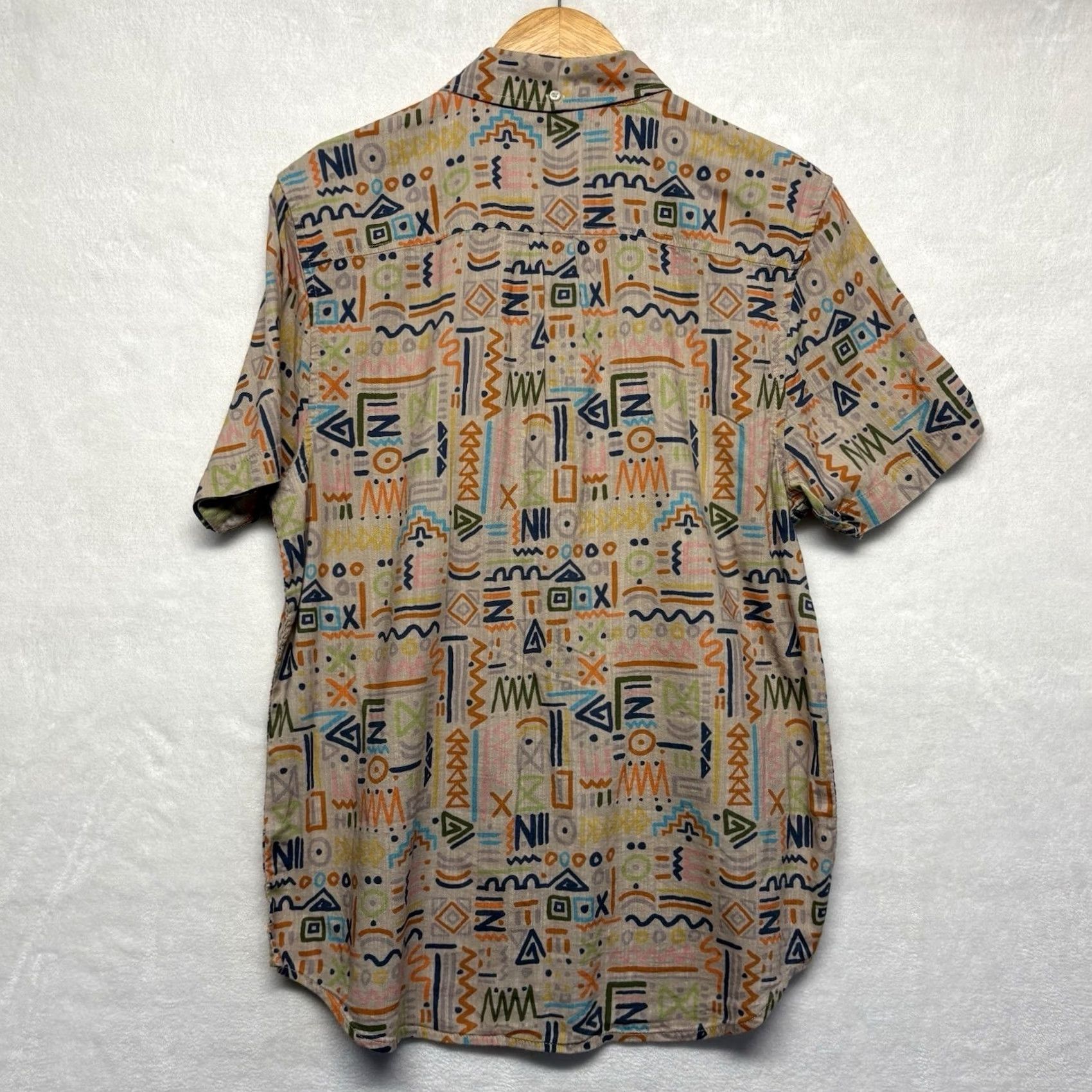 Chubbies Chubbies Shirt Mens S Tan Disco Slub Poplin Resort Geometric Print Short Sleeve Button Size US S / EU 44-46 / 1 - 3 Thumbnail