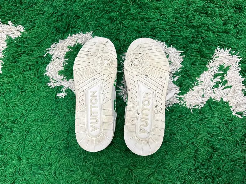 Louis Vuitton Louis Vuitton New Arrowhead Environmental Protection Board Size US 9 / EU 42 - 6 Thumbnail
