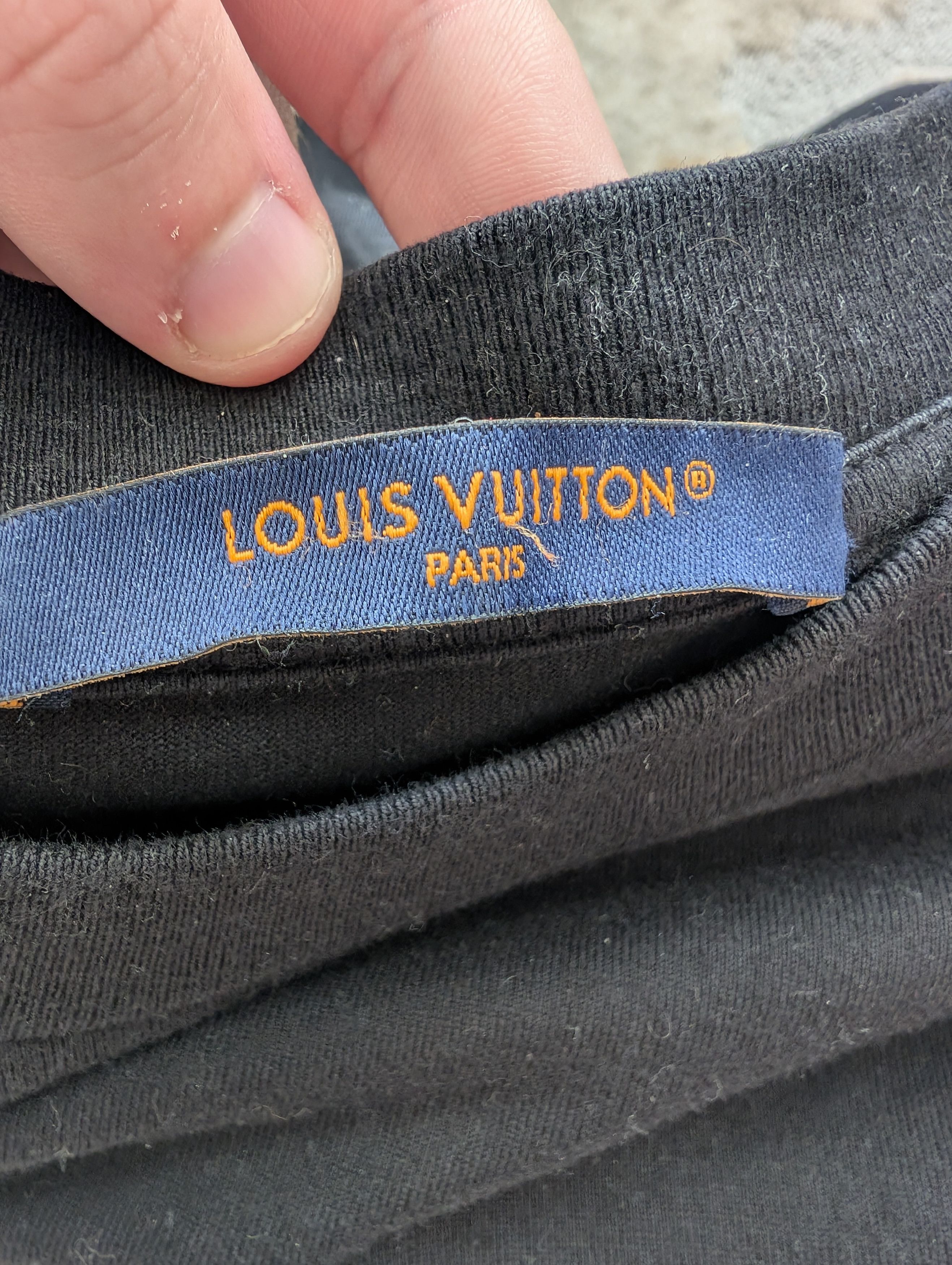 Louis Vuitton Louis Vuitton bead embroidered shirt Size US M / EU 48-50 / 2 - 8 Thumbnail