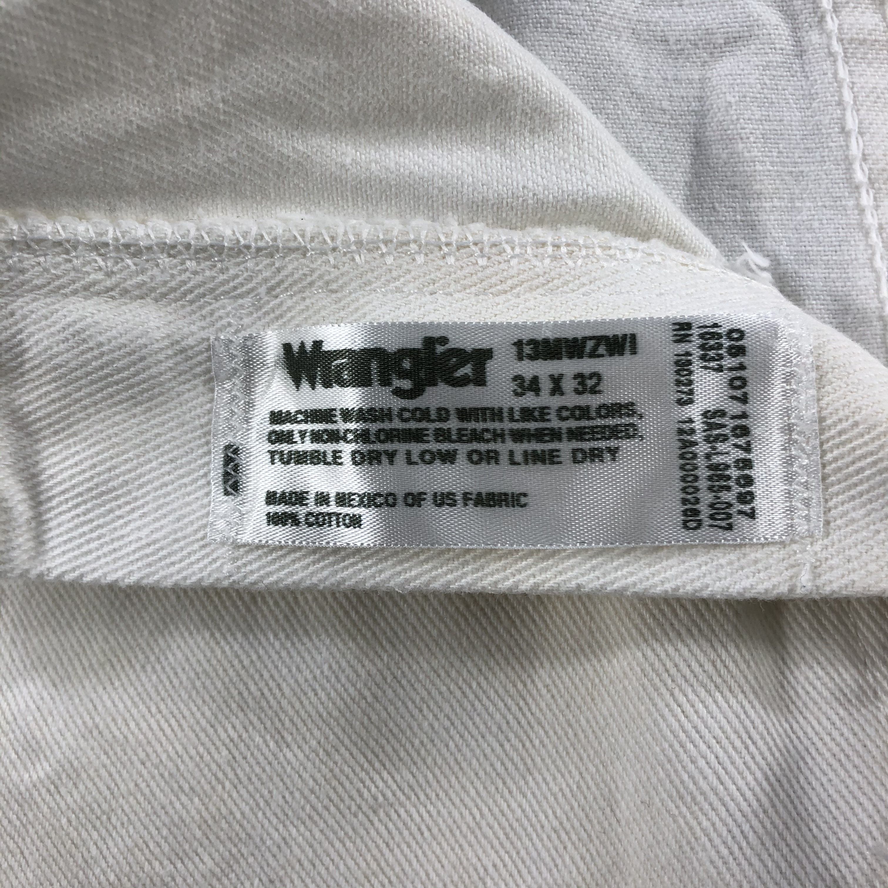 Vintage Vintage Light Wash Wrangler Jeans-J2241 Size US 35 - 10 Thumbnail