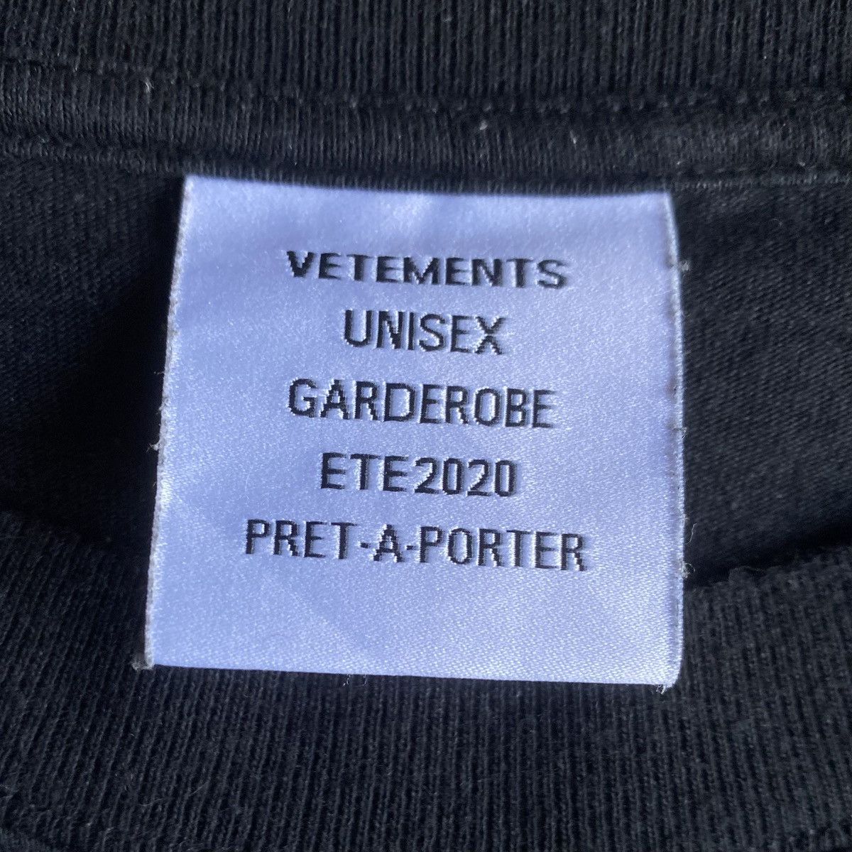 Vetements SS20 Priority Mail T Shirt Size US M / EU 48-50 / 2 - 7 Thumbnail