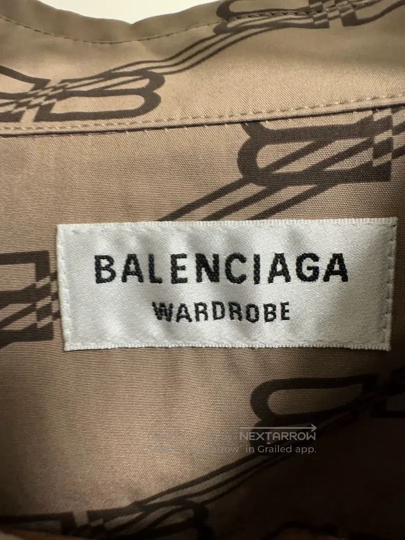 Balenciaga Balenciaga Fully Printed Brown Snap Button Short-Sleeve Sh Size XS / US 0-2 / IT 36-38 - 3 Thumbnail