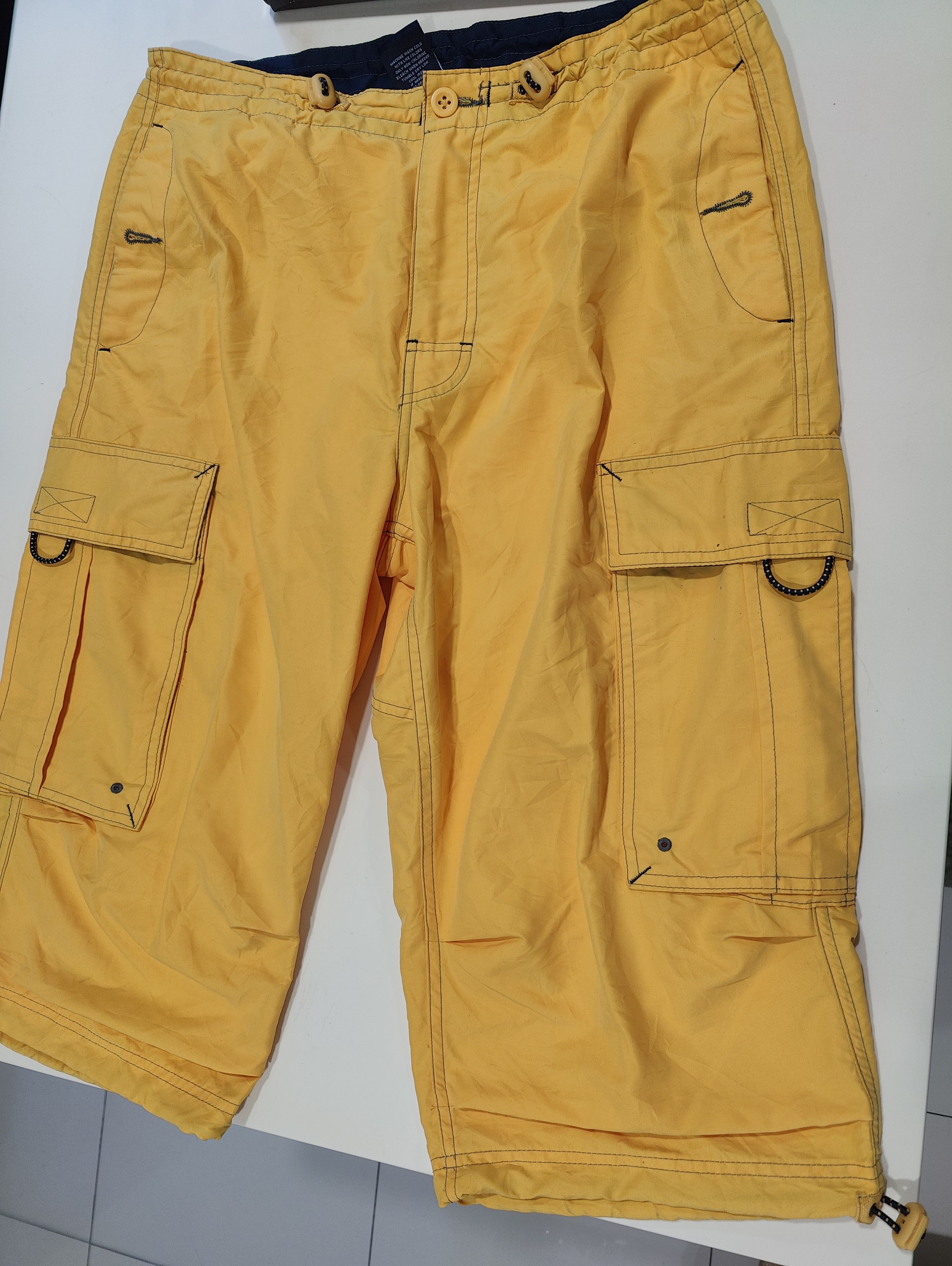 Gap GAP limit edition cargo short Size US 30 / EU 46 - 8 Thumbnail