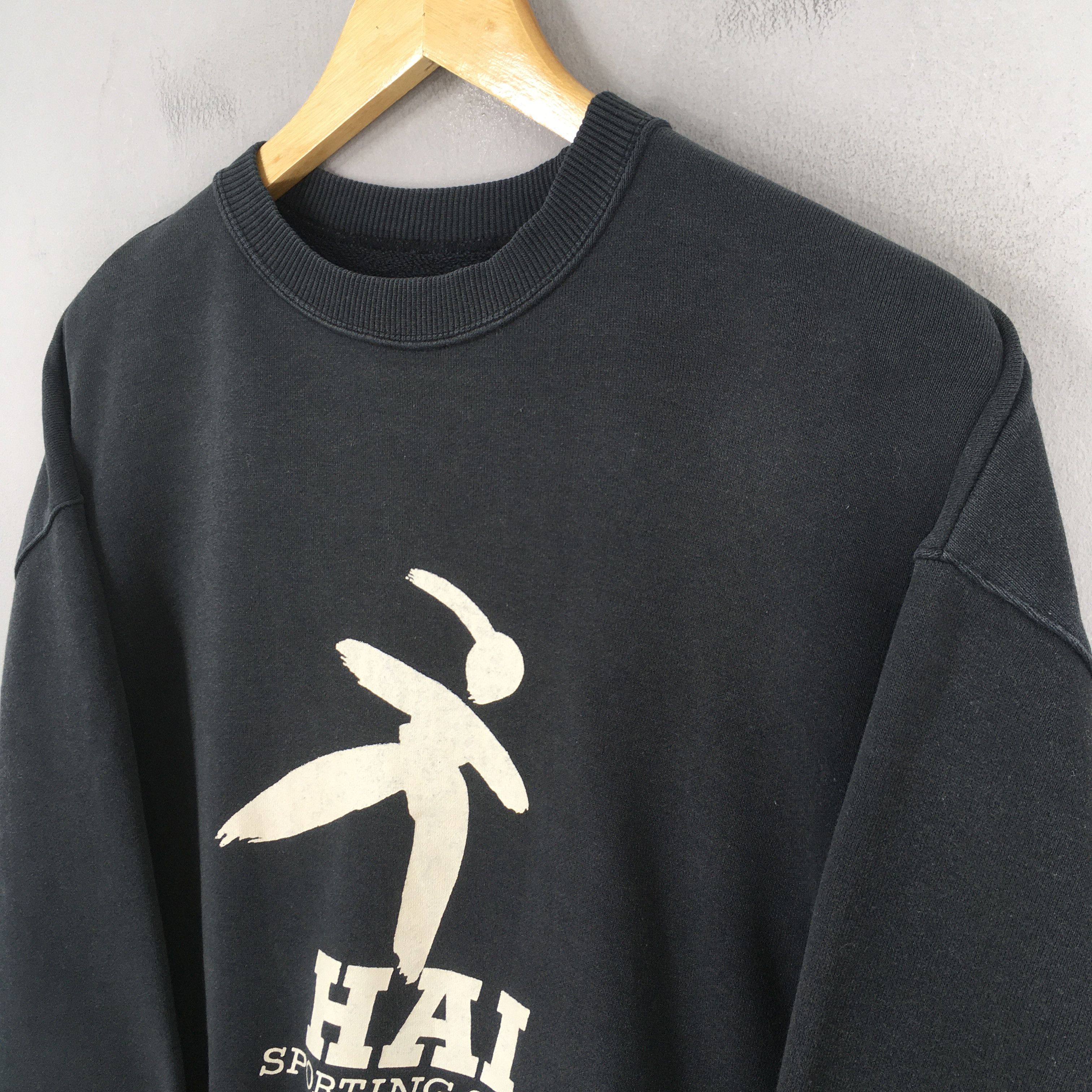 Hai Sporting Gear × Issey Miyake × Vintage Vintage Hai Sporting Gear Black Sweatshirt Medium Size US M / EU 48-50 / 2 - 3 Thumbnail
