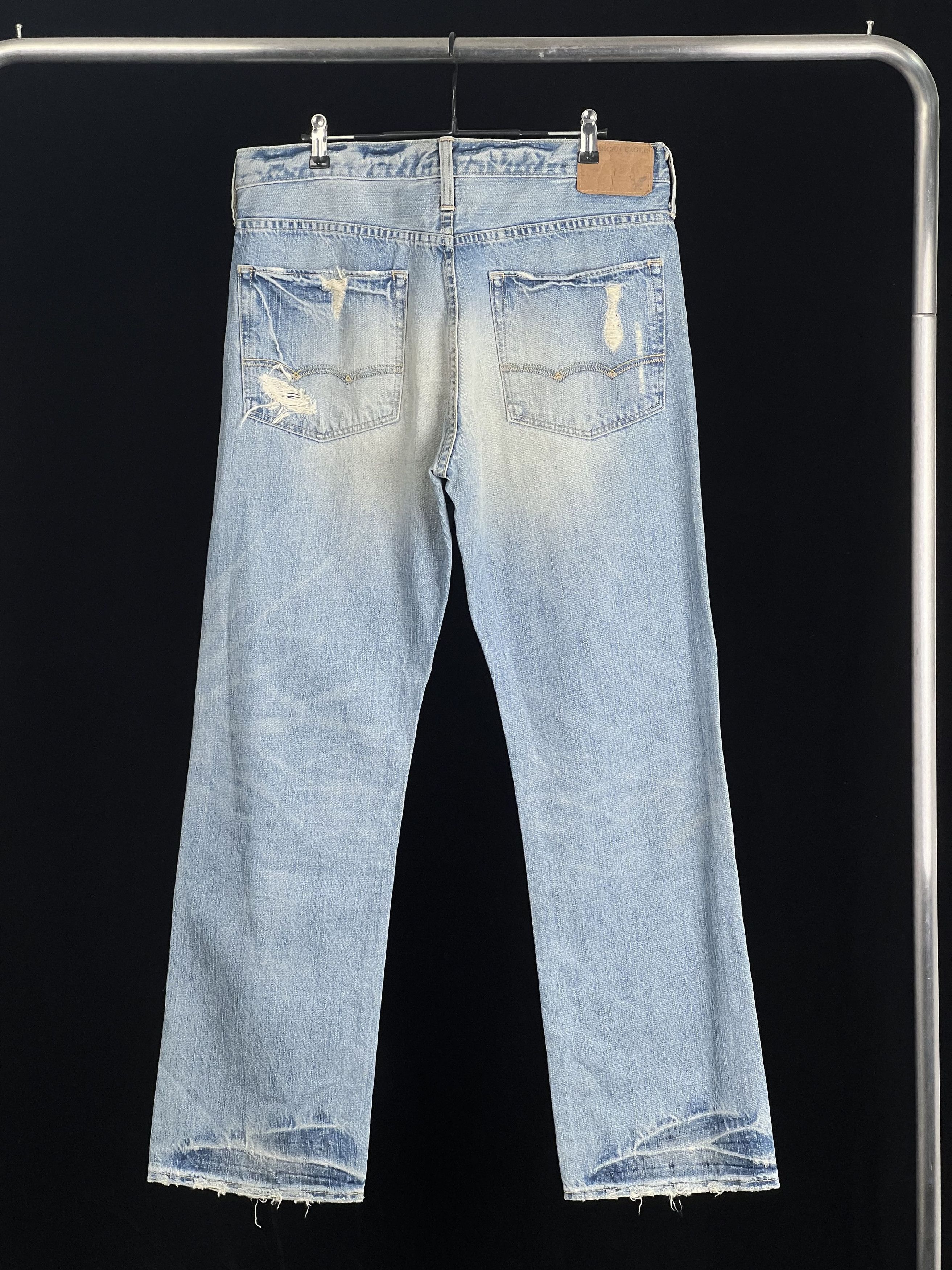 American Eagle Outfitters Light Wash Bootcut Jeans Jambe Semi-evasee Denim Size US 32 / EU 48 - 5 Thumbnail