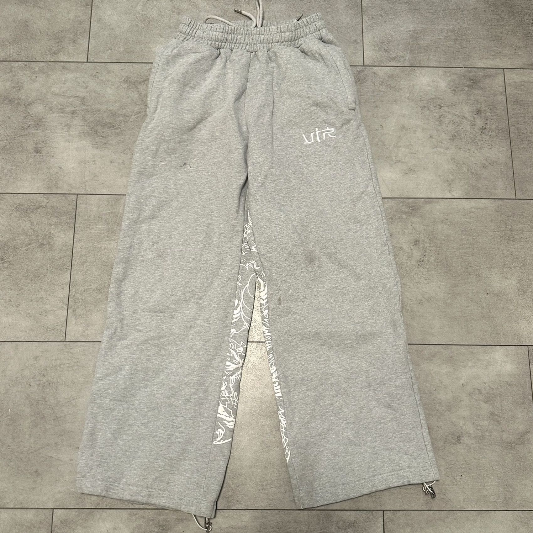 Vintage VIRACOCHA Sweatpants Textured Dragon Design Y2K Grunge Baggy Small Gray Men Regular S Size US 29 - 3 Thumbnail