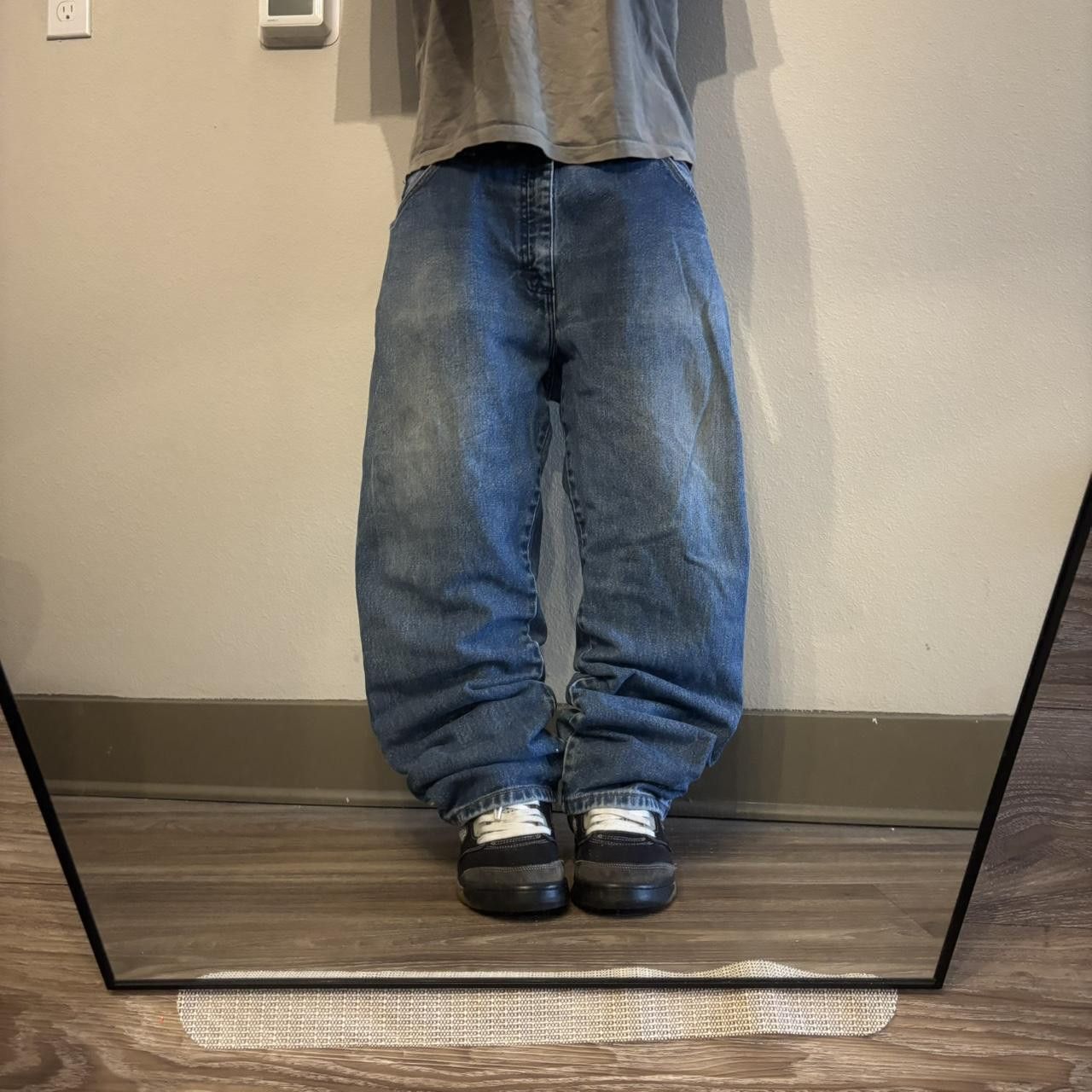 Vintage Crazy Vintage Y2K/2000s Grunge Dark Wash Workwear Denim Jeans. 36x30 Size US 36 / EU 52 - 1 Thumbnail