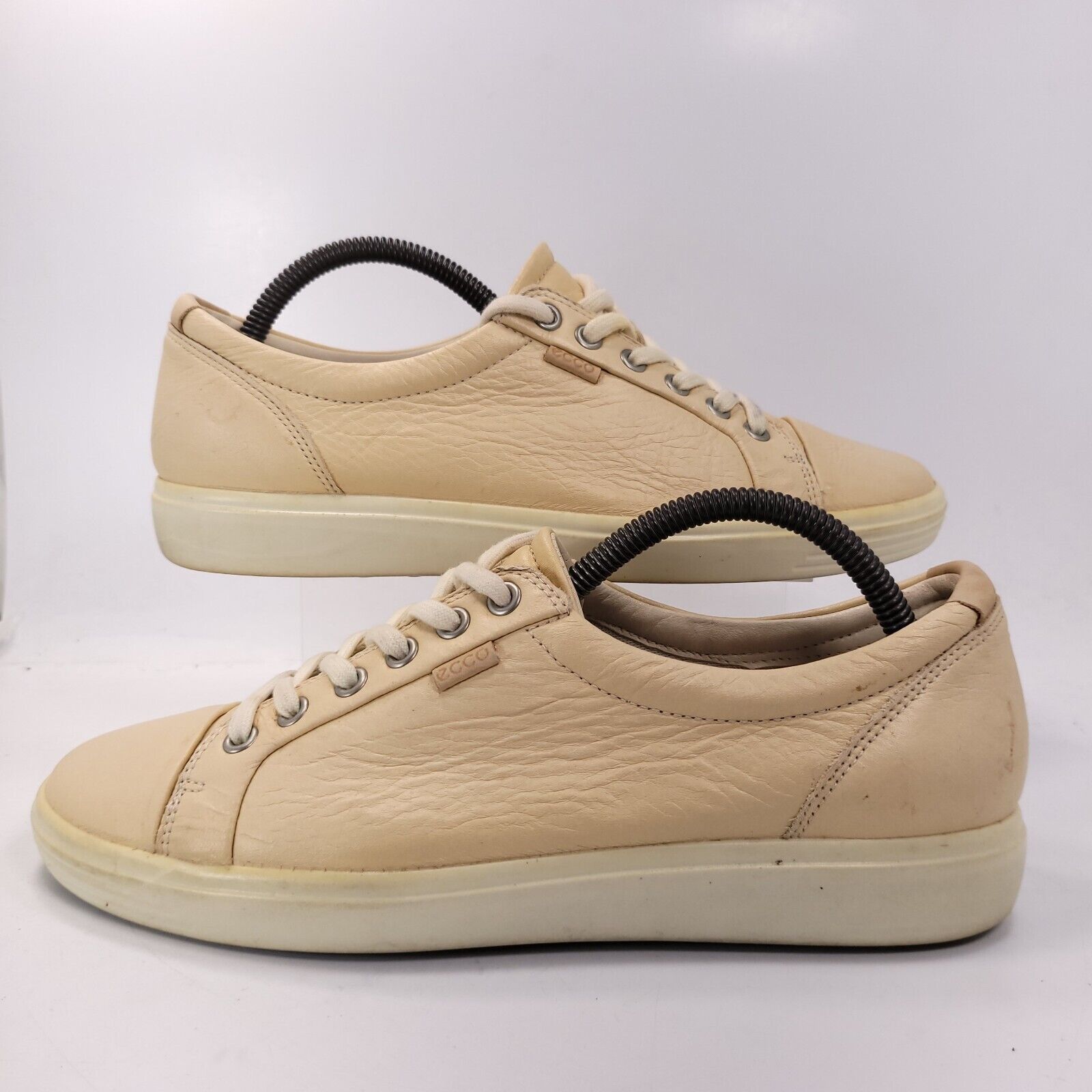 Ecco Ecco Casual Outdoor Sneaker Shoe Womens Size 10 Beige White Size US 10 / IT 40 - 5 Thumbnail