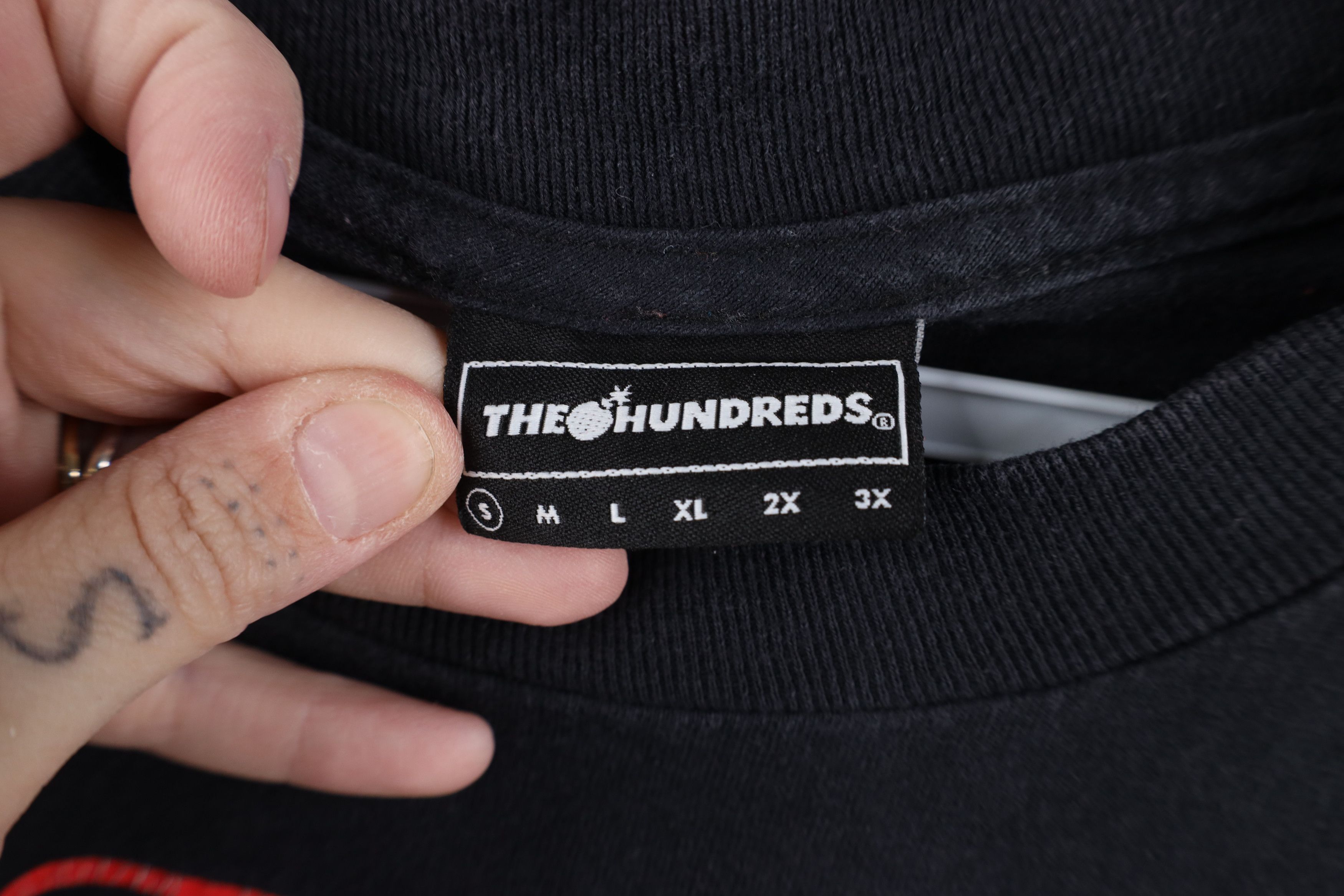 The Hundreds Vintage Y2K The Hundreds Streetwear Humble Pie T-Shirt Size US S / EU 44-46 / 1 - 9 Thumbnail
