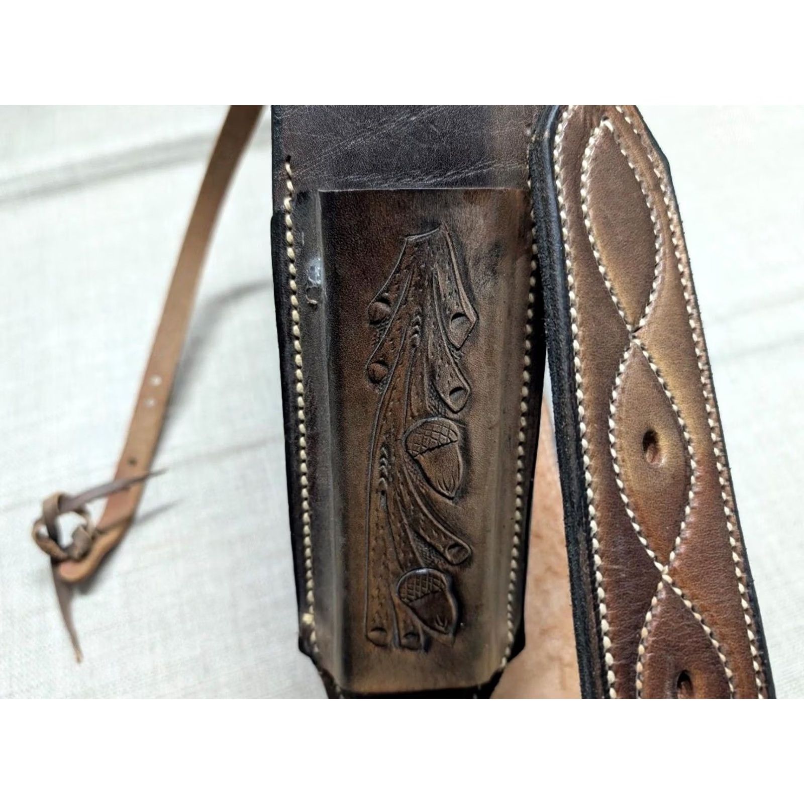 Vintage VINTAGE HOLSTER GUN BELT acrons TOOLED oak tree leather western Mens Size 42 Brown Size 42 - 2 Thumbnail