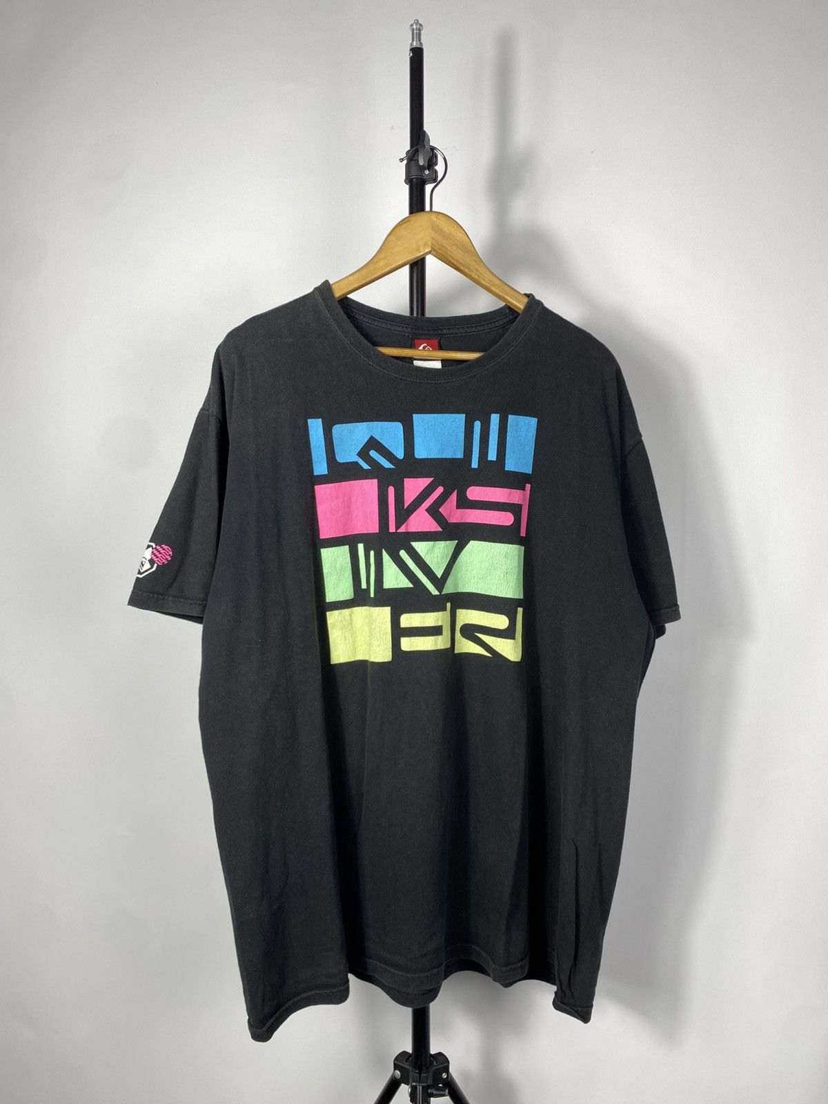 Quiksilver Vintage 90s Quiksilver T-Shirt Size Surf Skateboard y2k Size US XL / EU 56 / 4 - 1 Thumbnail