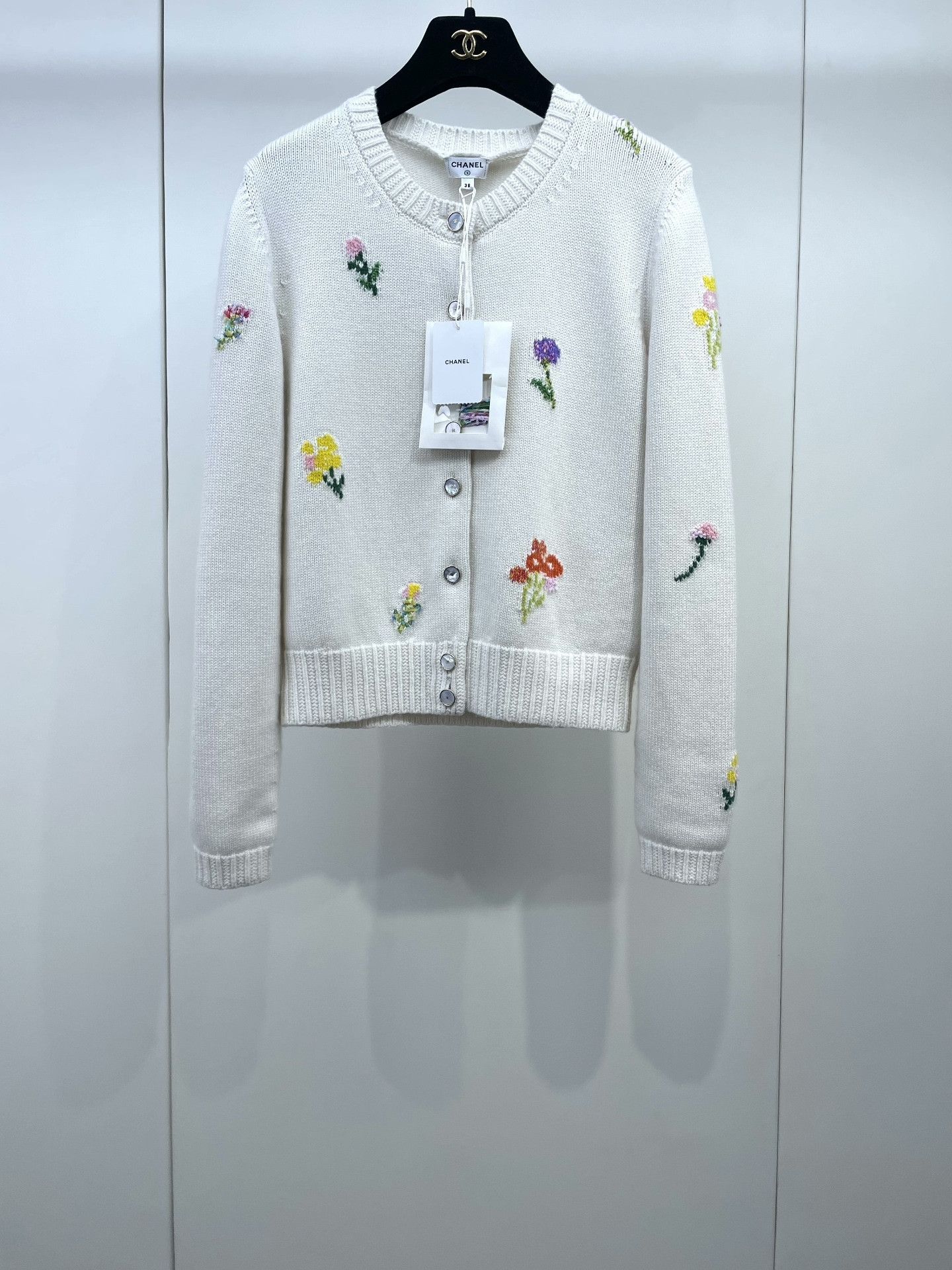 Chanel Chanel 26P Knit Jacquard Cardigan Size S / US 4 / IT 40 - 1 Thumbnail