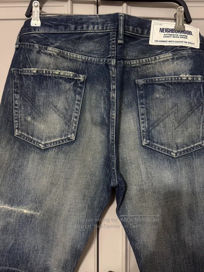 Neighborhood Neighborhood size L Jeans Size US 27 - 6 Thumbnail