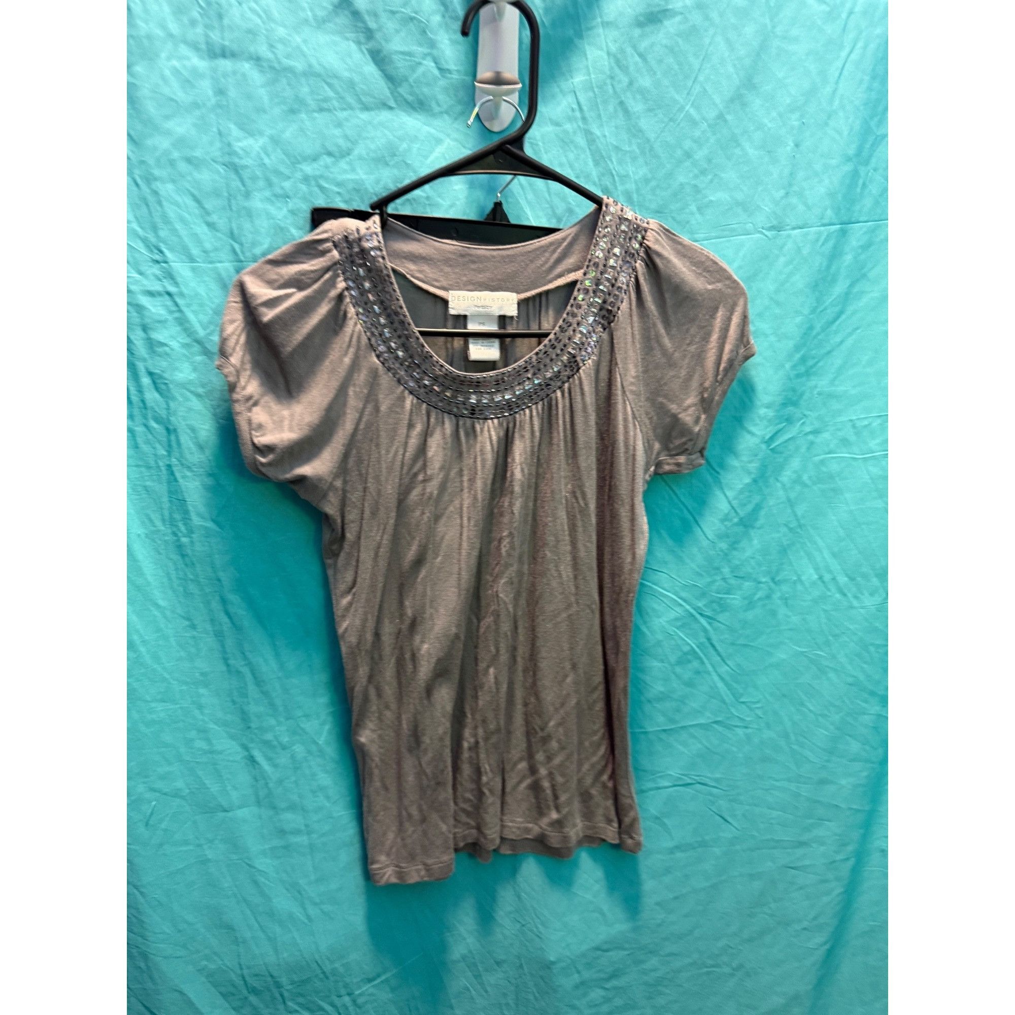 Other Design History Petite Gray Embellished Blouse – Size PS Size S / US 4 / IT 40 - 3 Thumbnail
