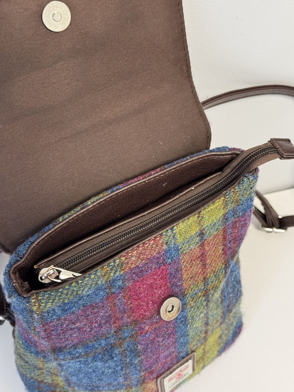 Harris Tweed AUTHENTIC HARRIS TWEED MINI BACKPACK TUMMEL GLEN APPIN Col Size ONE SIZE - 11 Thumbnail