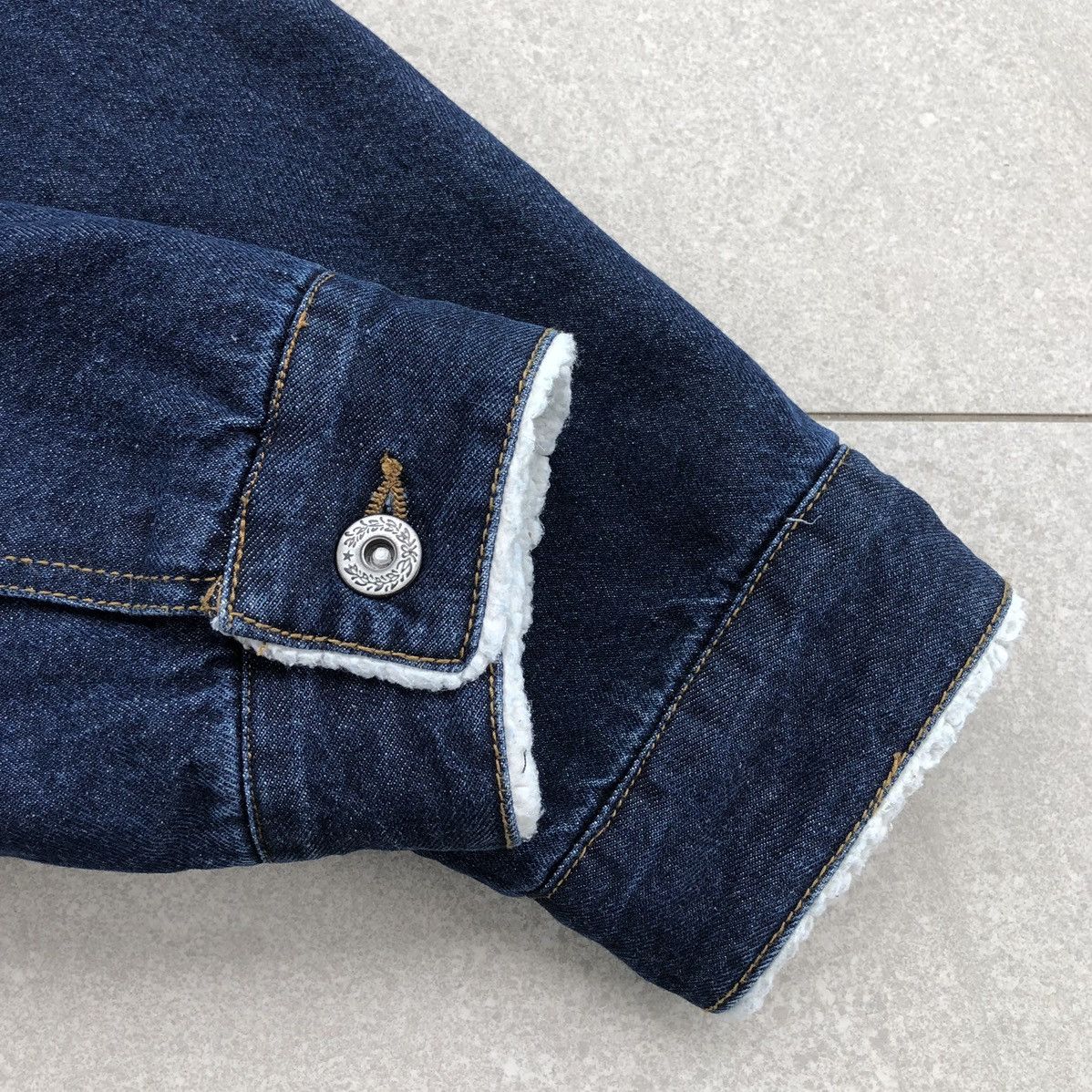 Japanese Brand Nylous Denim Sherpa Trucker Jacket Size US L / EU 52-54 / 3 - 14 Thumbnail