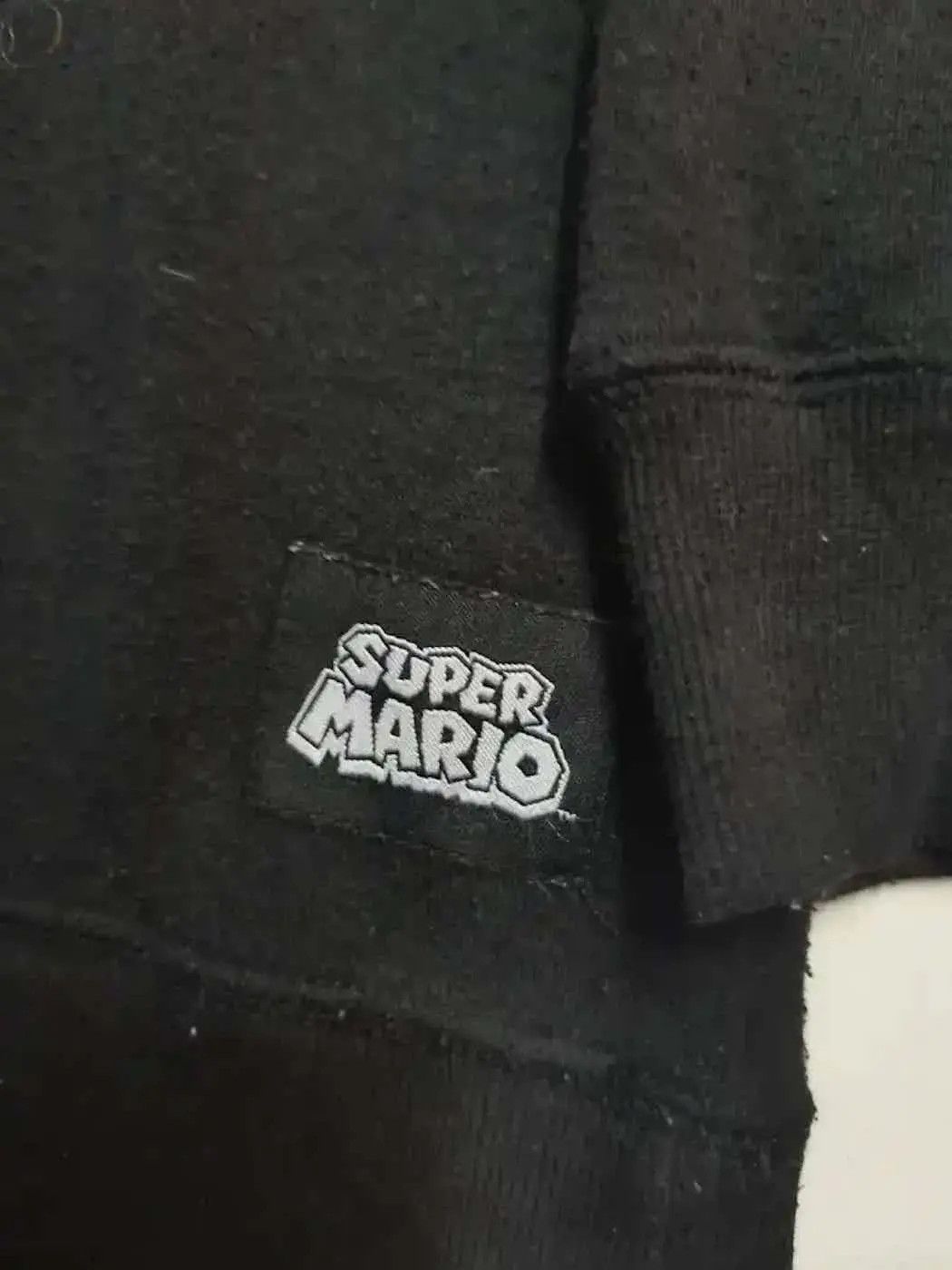 Vintage Vintage Bandai Super Mario Big Logo Sweatshirt Hoodie Size US S / EU 44-46 / 1 - 4 Thumbnail