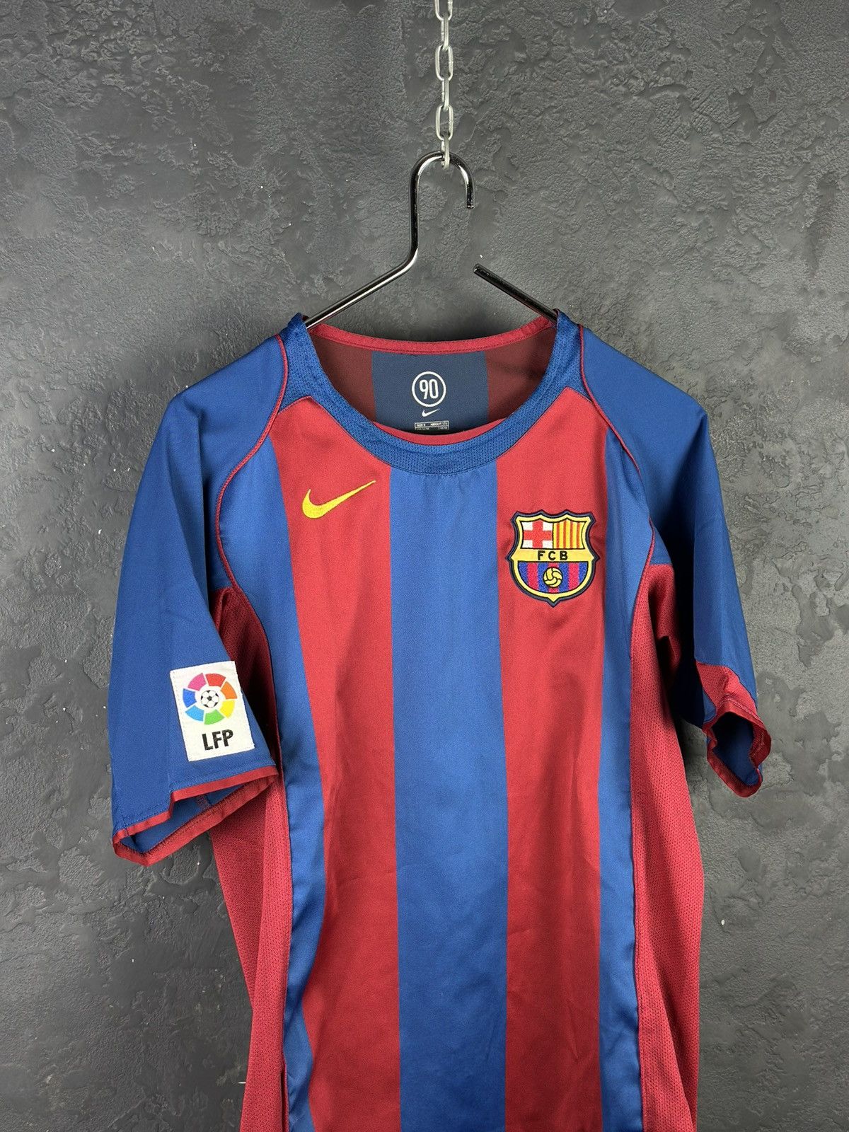Vintage FC Barcelona LARSSON #7 2004 Jersey Home Shirt Size US S / EU 44-46 / 1 - 4 Thumbnail