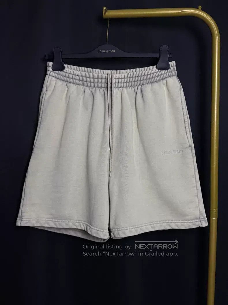 Balenciaga Balenciaga size XXS Embroidered Logo Shorts Size US 27 - 1 Thumbnail