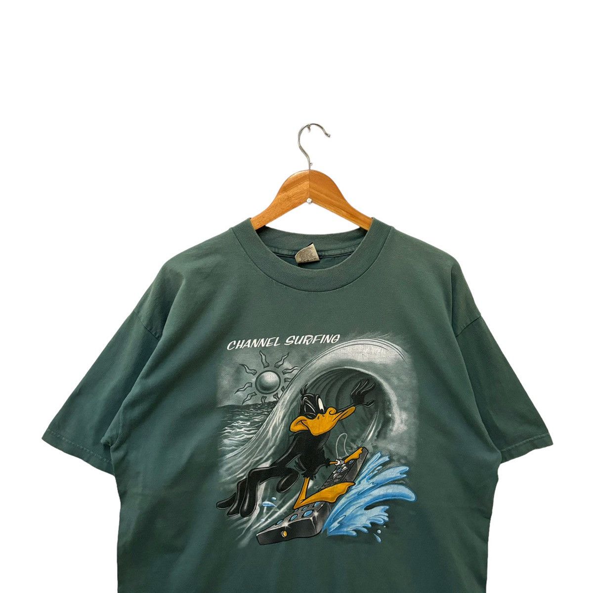 Vintage × Warner Bros Vintage Daffy Duck Channel Surfing Cartoon Size US M / EU 48-50 / 2 - 2 Thumbnail