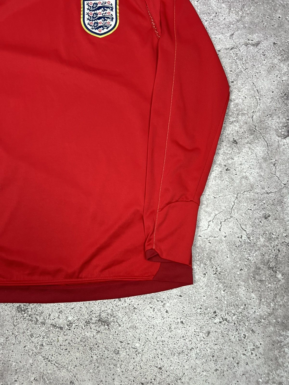 Umbro Vintage Umbro England 2006/2008 Away Football Soccer Jersey Size US M / EU 48-50 / 2 - 6 Thumbnail
