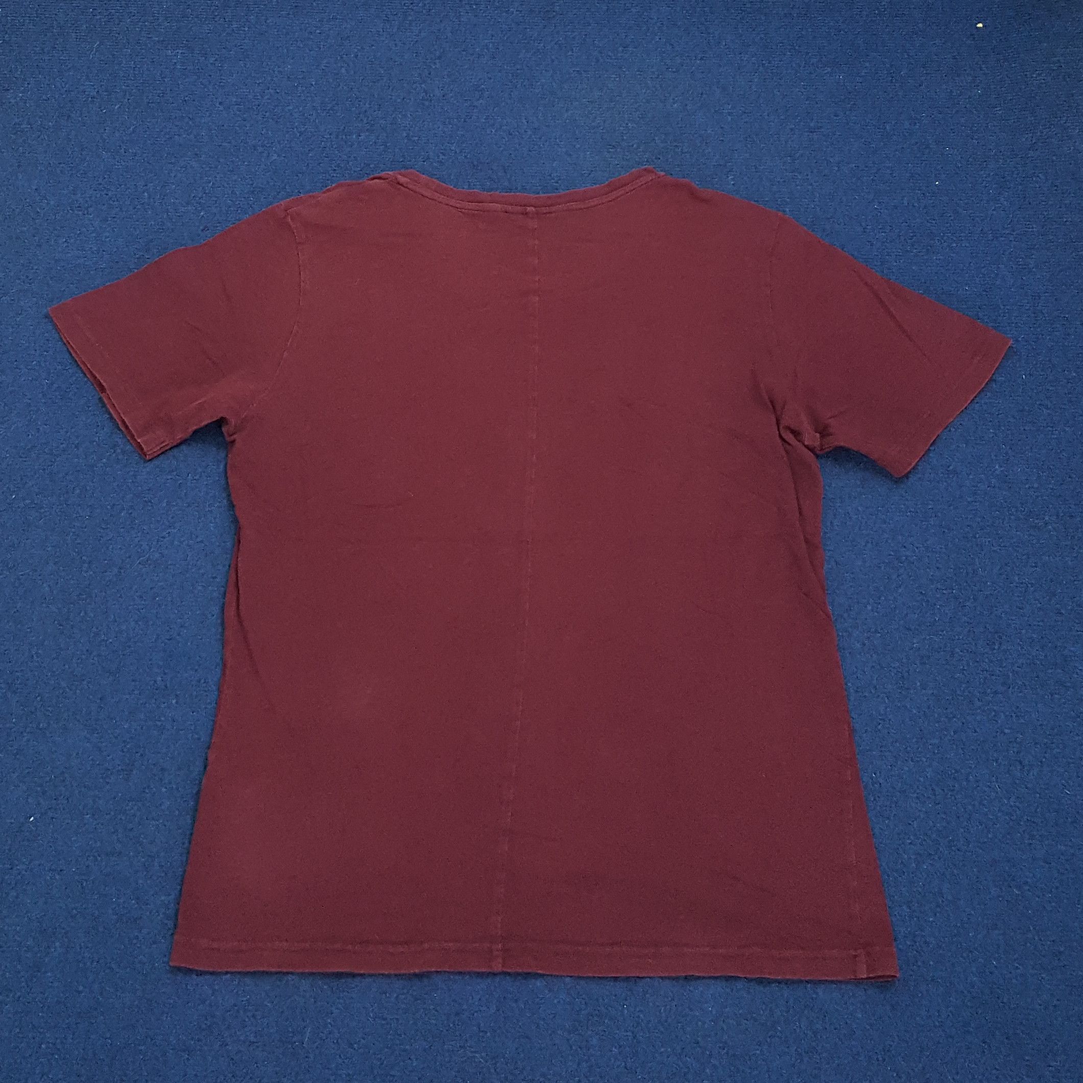 Japanese Brand × Undercover × Vintage Vintage Uniqlo Undercover Streetwear T-shirts Size US M / EU 48-50 / 2 - 3 Thumbnail