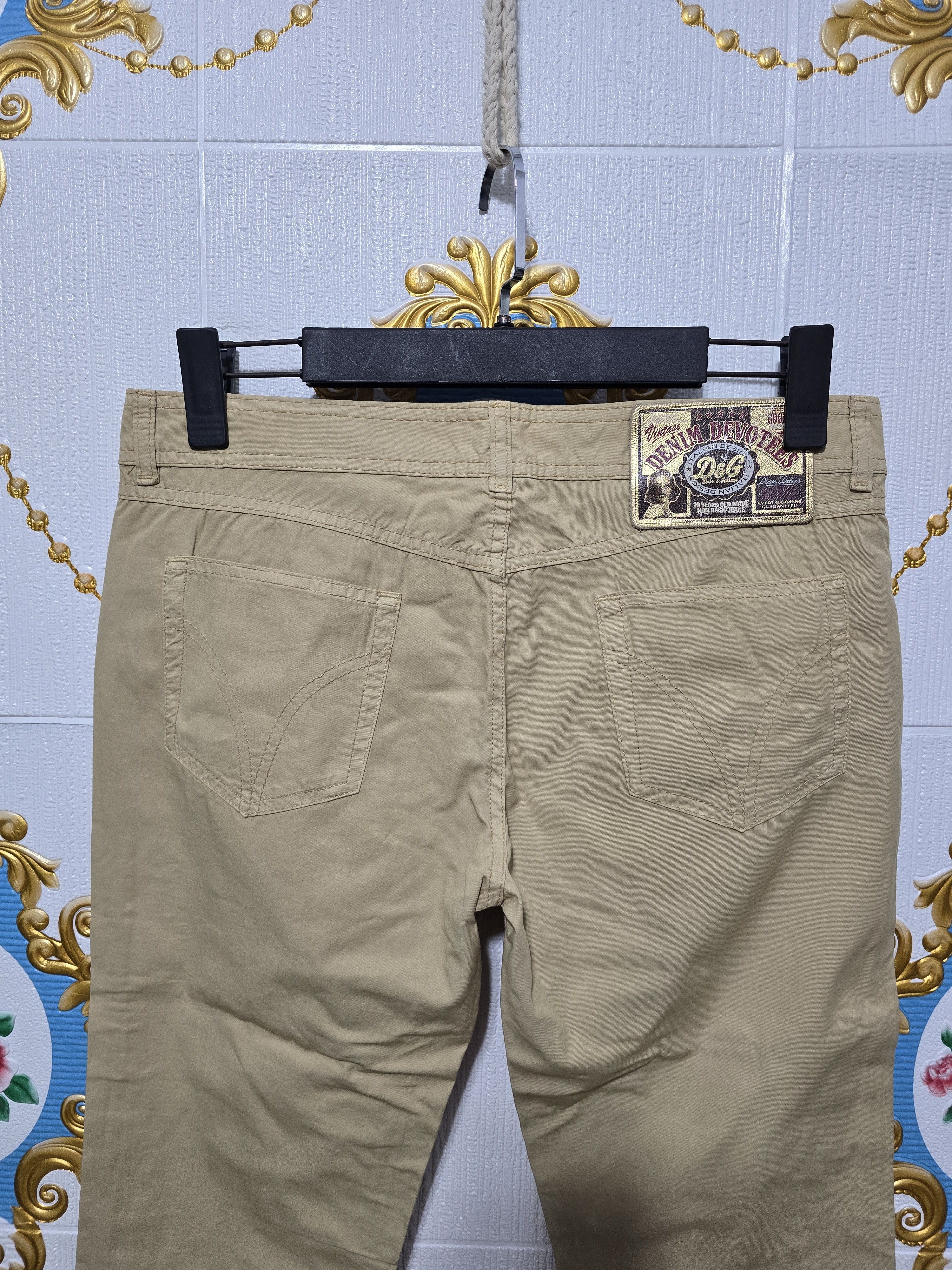 Dolce & Gabbana Vintage DOLCE & GABBANA Devotees Women’s W30 LIKE NEW Size 30" / US 8 / IT 44 - 9 Thumbnail