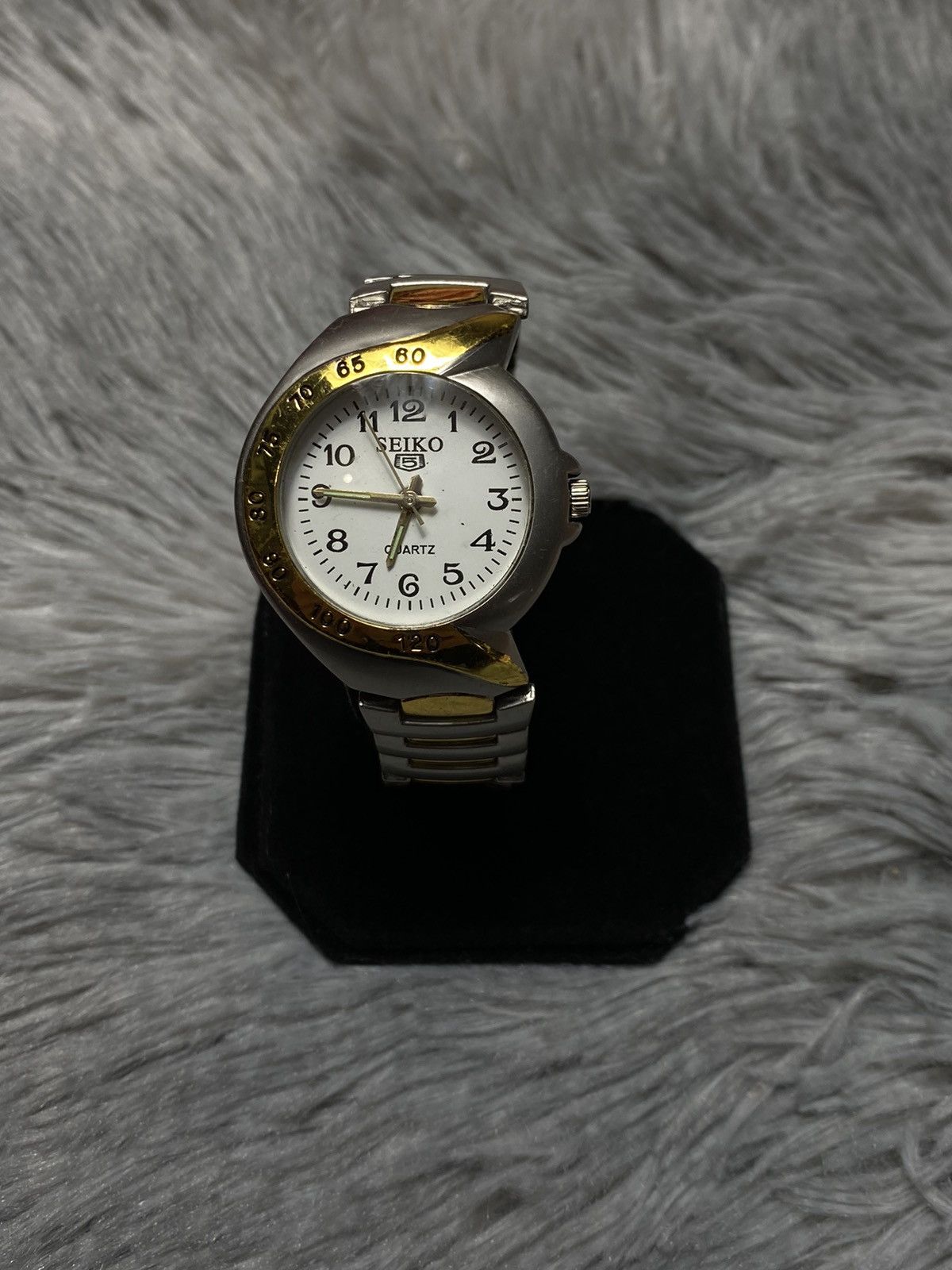 Jewelry Futuristic Quartz Watch with Gold Accents - Japanese Brand Size ONE SIZE - 2 Thumbnail
