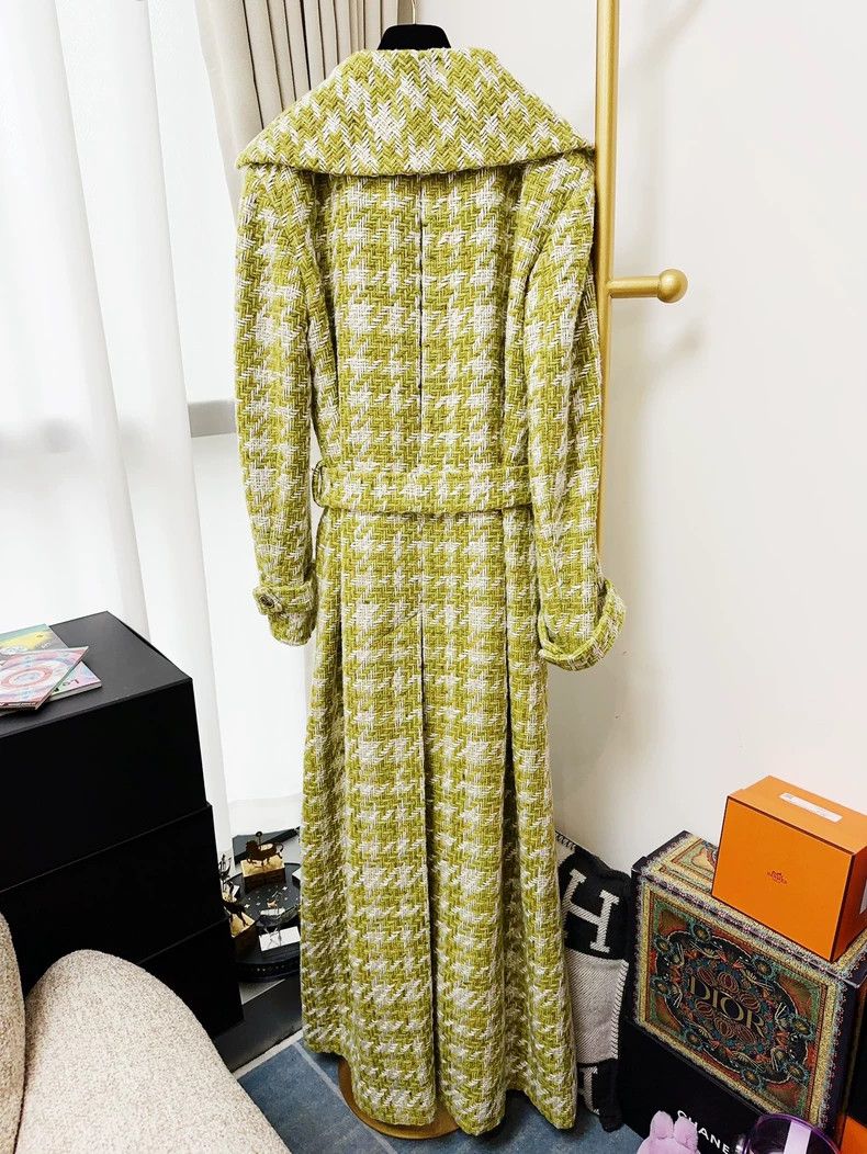 Chanel Chanel 22B avocado green check tweed coat Size XS / US 0-2 / IT 36-38 - 2 Thumbnail