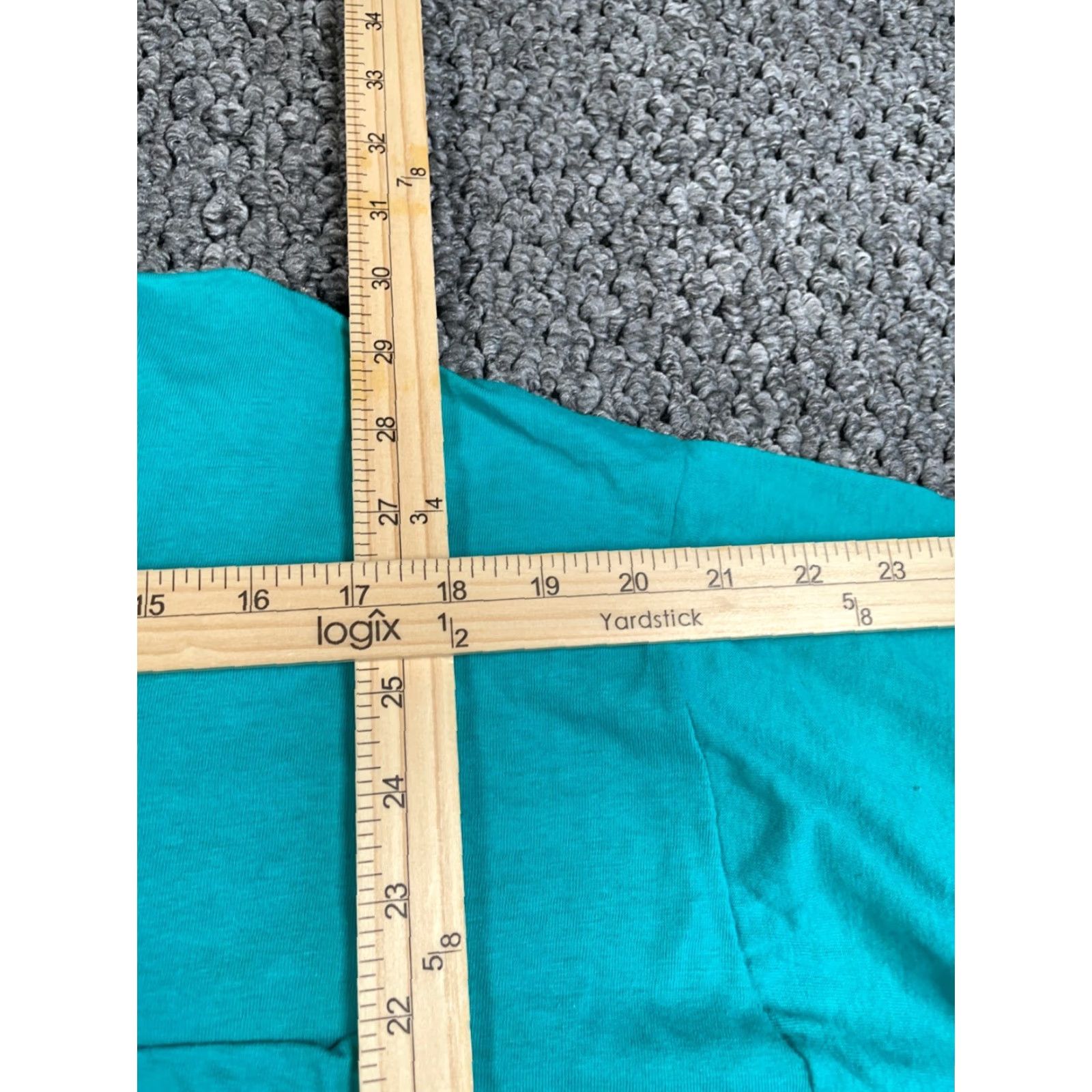 Vintage VTG B.V.D Solid Pocket T-Shirt Adult 2XL Turquoise USA Made Cotton Short Sleeve Crew Neck Mens 90s Retro Lightweight Single Stitch Size US XXL / EU 58 / 5 - 7 Thumbnail