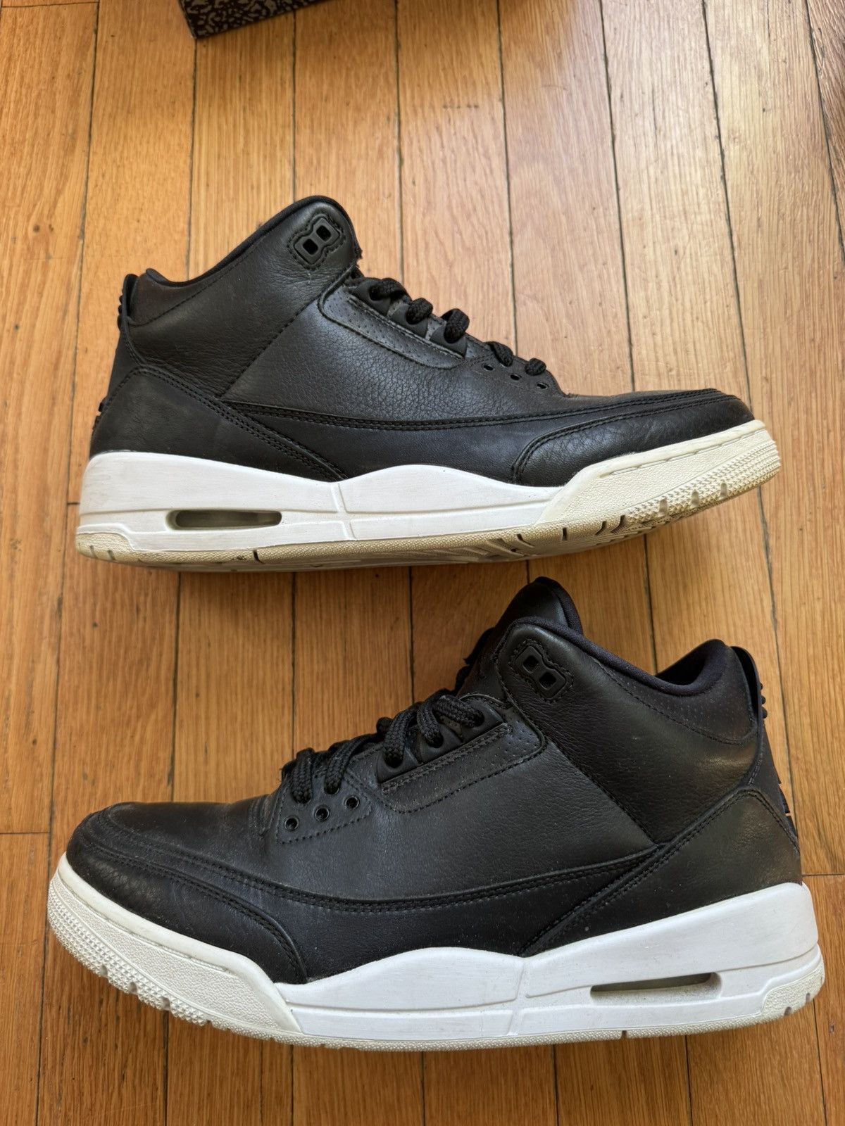 Jordan Brand Air Jordan 3 Cyber Monday 2016 Size US 10 / EU 43 - 1 Thumbnail
