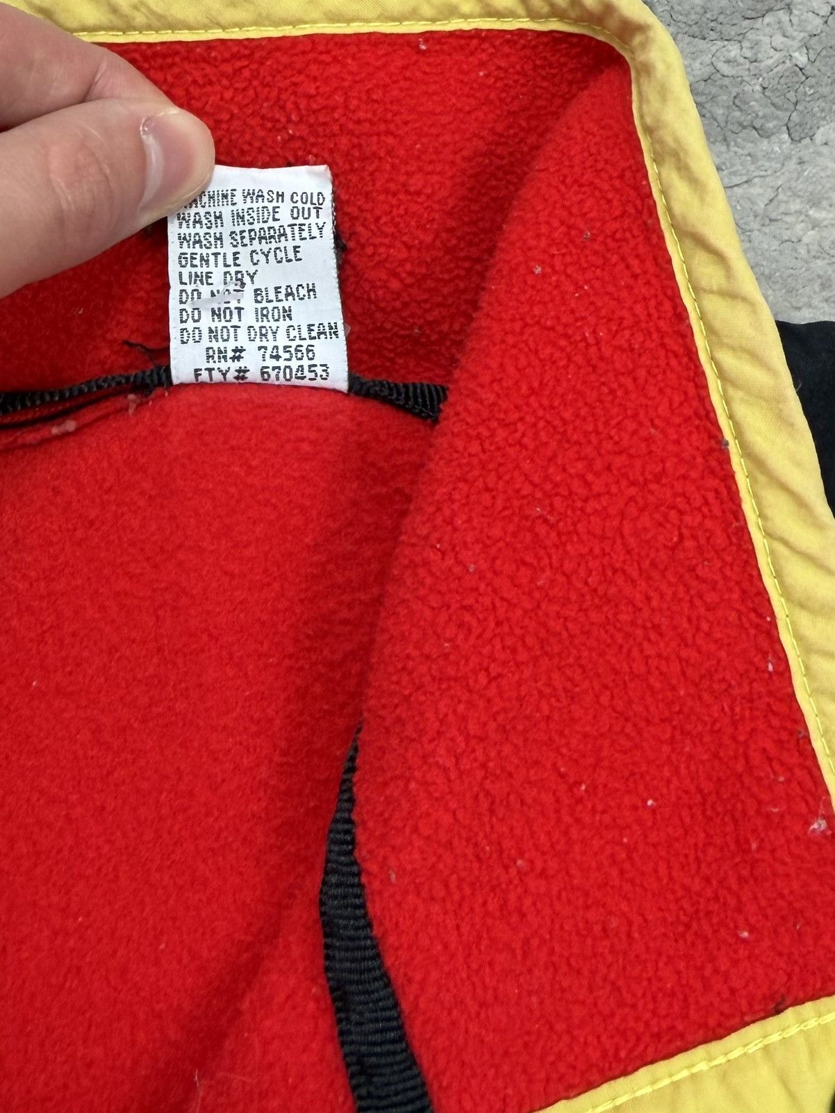 Marlboro Adventure Team Marlboro Aventure Team Vintage 90's F1 Fleece Size US XL / EU 56 / 4 - 5 Thumbnail