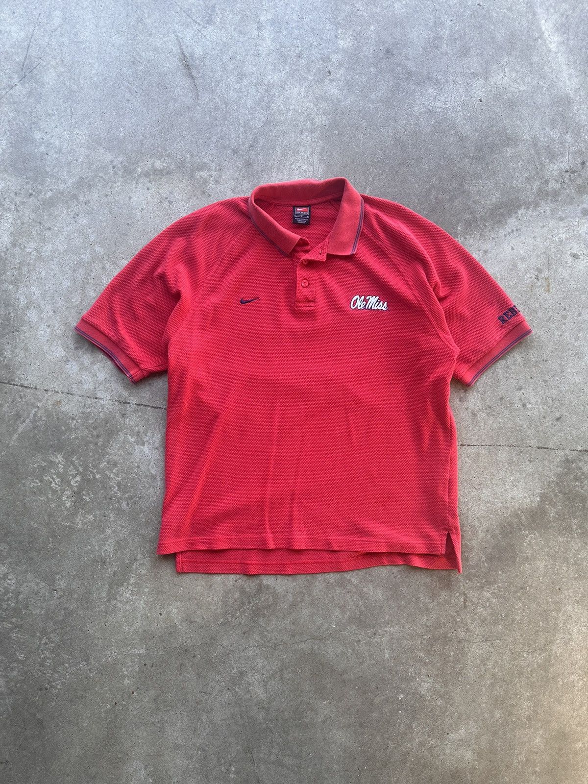 NCAA × Vintage 90s Nike Ole Miss Waffle Print Gameday Polo Size US L / EU 52-54 / 3 - 1 Thumbnail