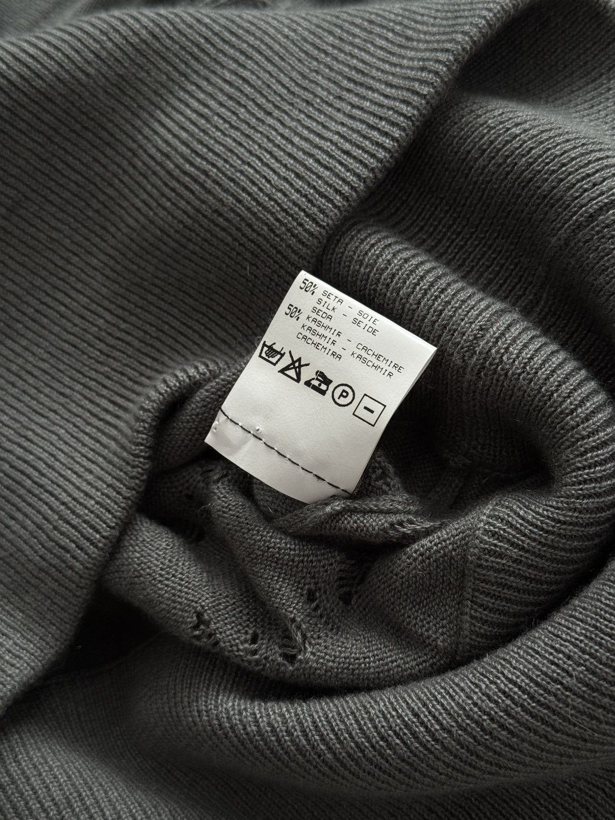 Roberto Cavalli Vintage 00s Roberto Cavalli Silk/Cashmere Khaki Sweater Size S / US 4 / IT 40 - 6 Thumbnail