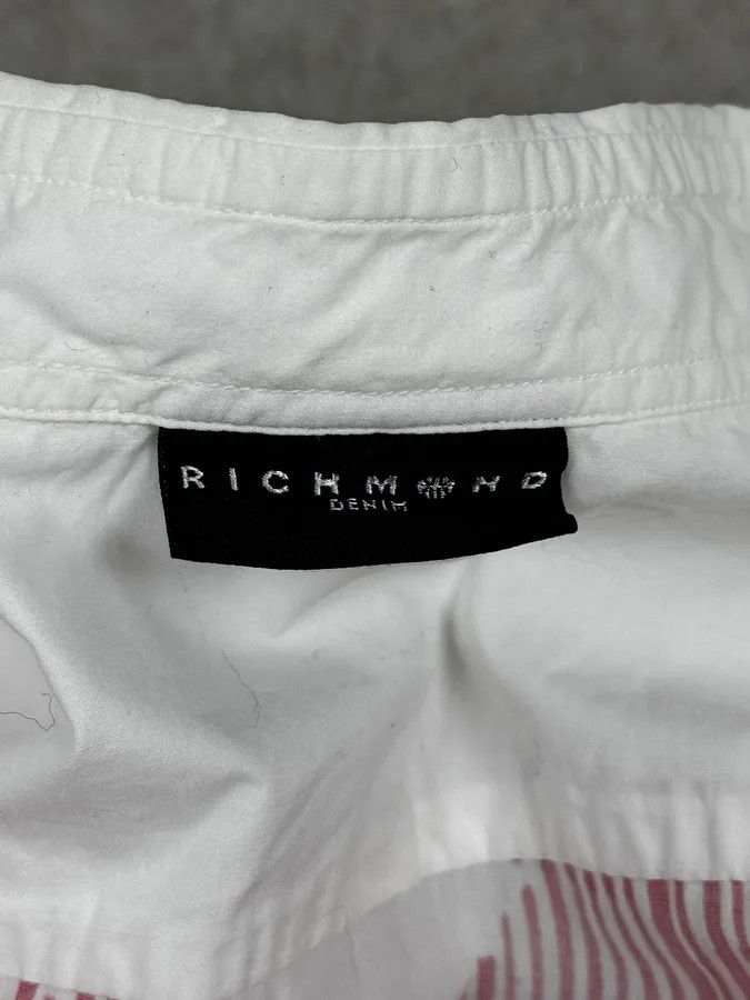 John Richmond Richmond White « To Hell And Back » Red Print Shirt Size US M / EU 48-50 / 2 - 11 Thumbnail