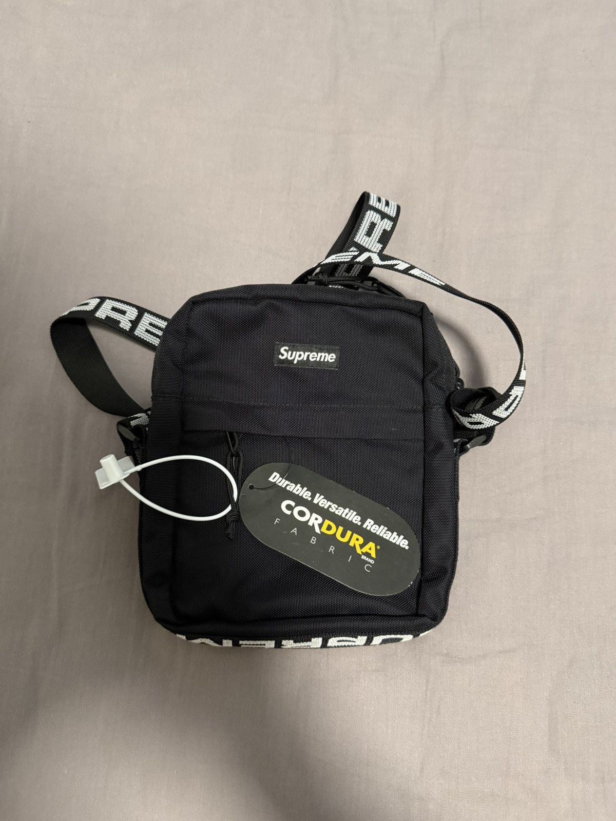 Supreme Supreme ss18 18ss 3m shoulder bag Size ONE SIZE - 1 Thumbnail