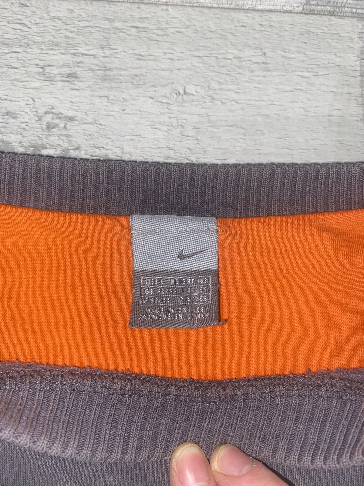 Nike Nike 1990s vintage Nike big swoosh sweatshirt Size US L / EU 52-54 / 3 - 4 Thumbnail