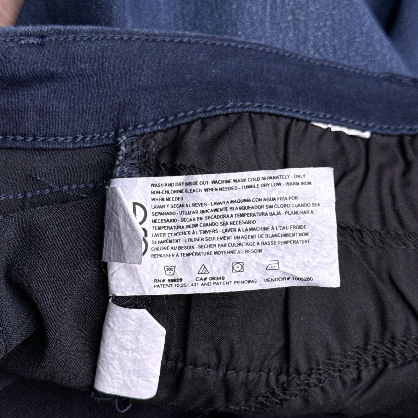 Vintage Bandolino Amy Jeans Women 18 High Rise Stretch Denim 5-Pocket Logo Regular Straight Blue Jeans Women Bandolino Amy 18 High Rise Stretch New Size 40" / US 18 - 7 Thumbnail