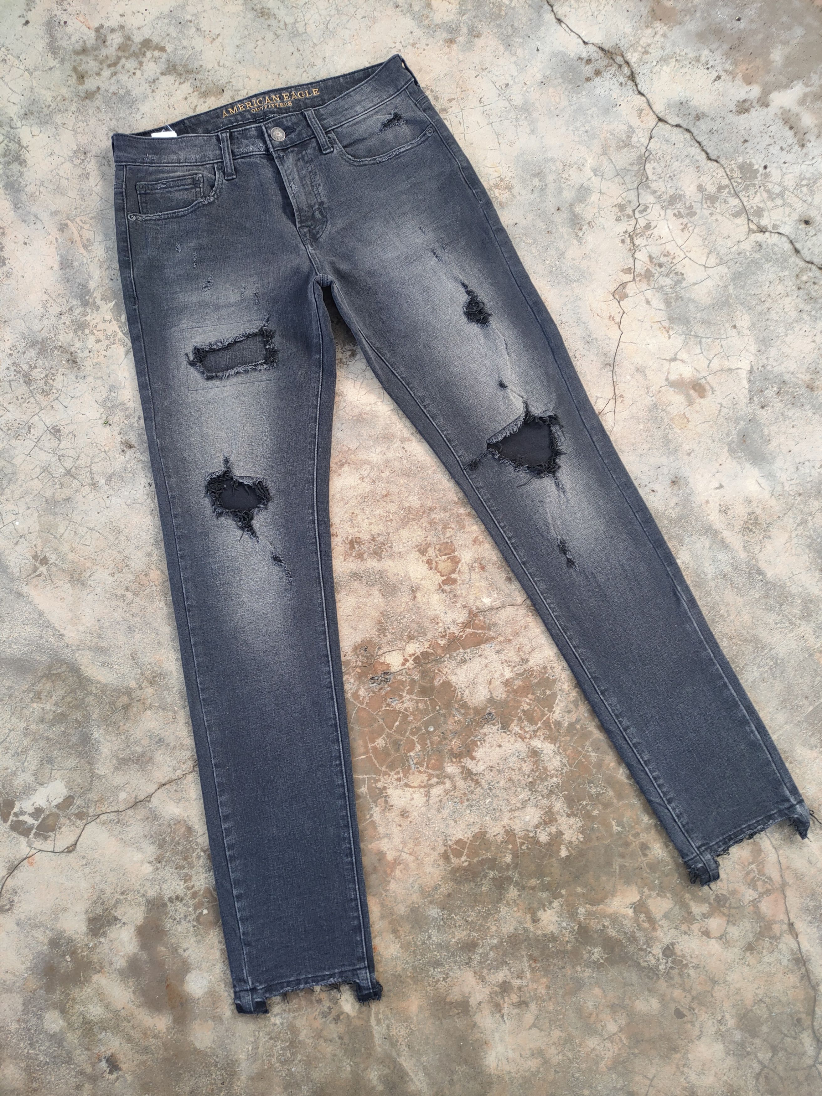 American Eagle Outfitters VINTAGE JAPANESE SKINNY FADED DISTRESSED JEANS DENIM PANTS Size US 31 - 2 Thumbnail