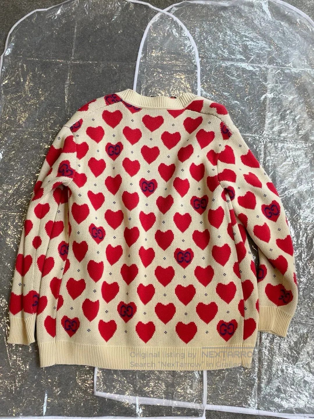 Gucci Gucci Heart Pattern Beige Knit Cardigan. Size XS / US 0-2 / IT 36-38 - 2 Thumbnail