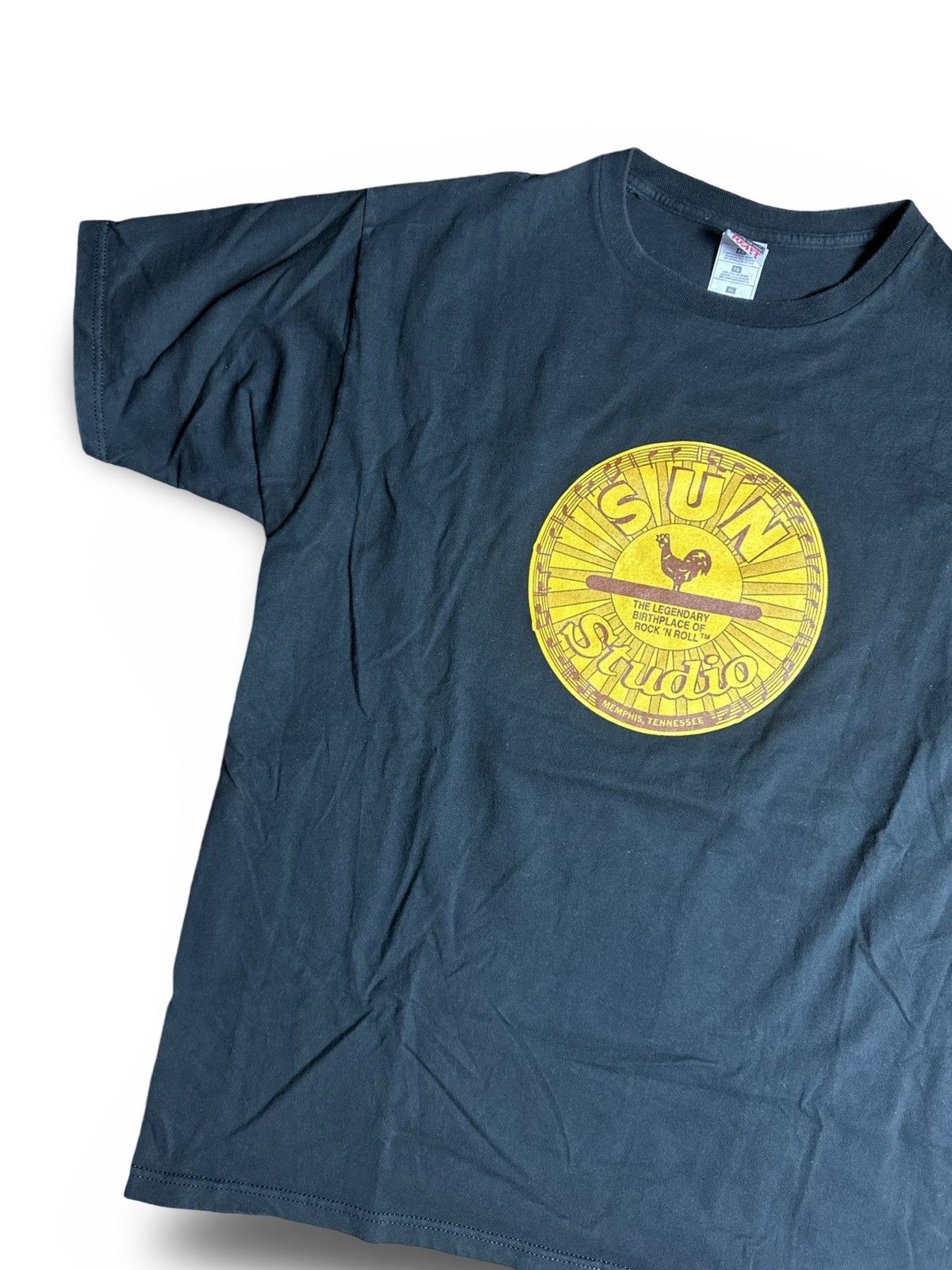 Japanese Brand × Vintage 1990s black and yellow Sun Studio T-Shirt Size US XL / EU 56 / 4 - 3 Thumbnail