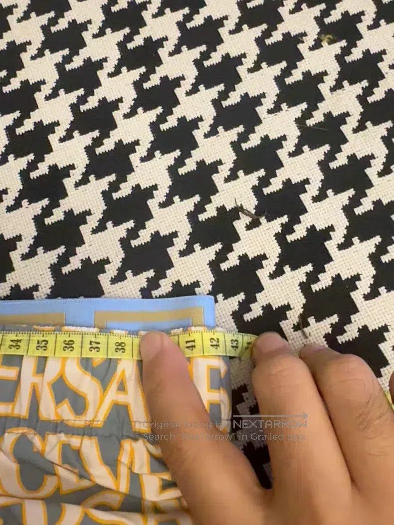 Versace Versace Color-blocked swimming trunks Size US 36 / EU 52 - 7 Thumbnail