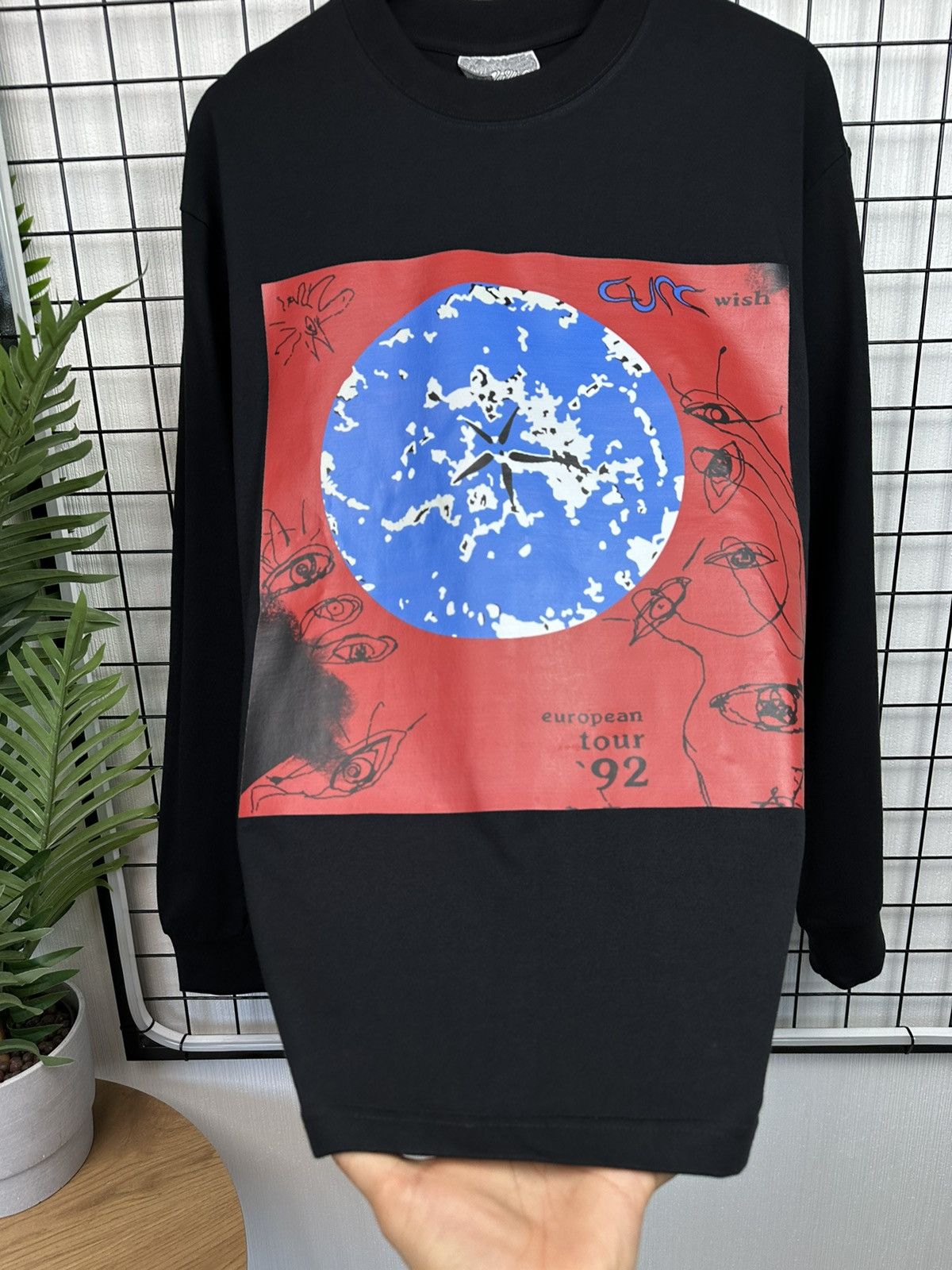 Band Tees The Cure “Wish” album Black Long sleeve Men L Tee shirt Size US L / EU 52-54 / 3 - 6 Thumbnail