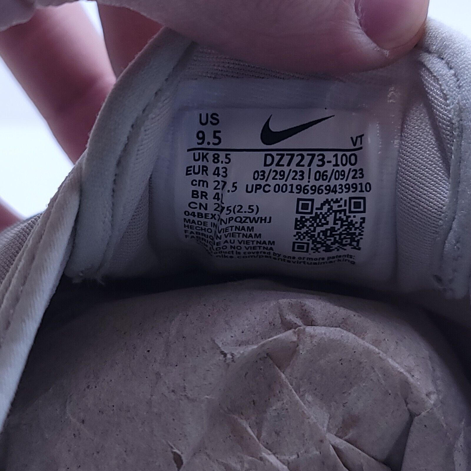 Nike Nike Air Vapormax Moc Roam Shoe Men Size 9.5 DZ7273-100 Gray Size US 9.5 / EU 42-43 - 9 Thumbnail