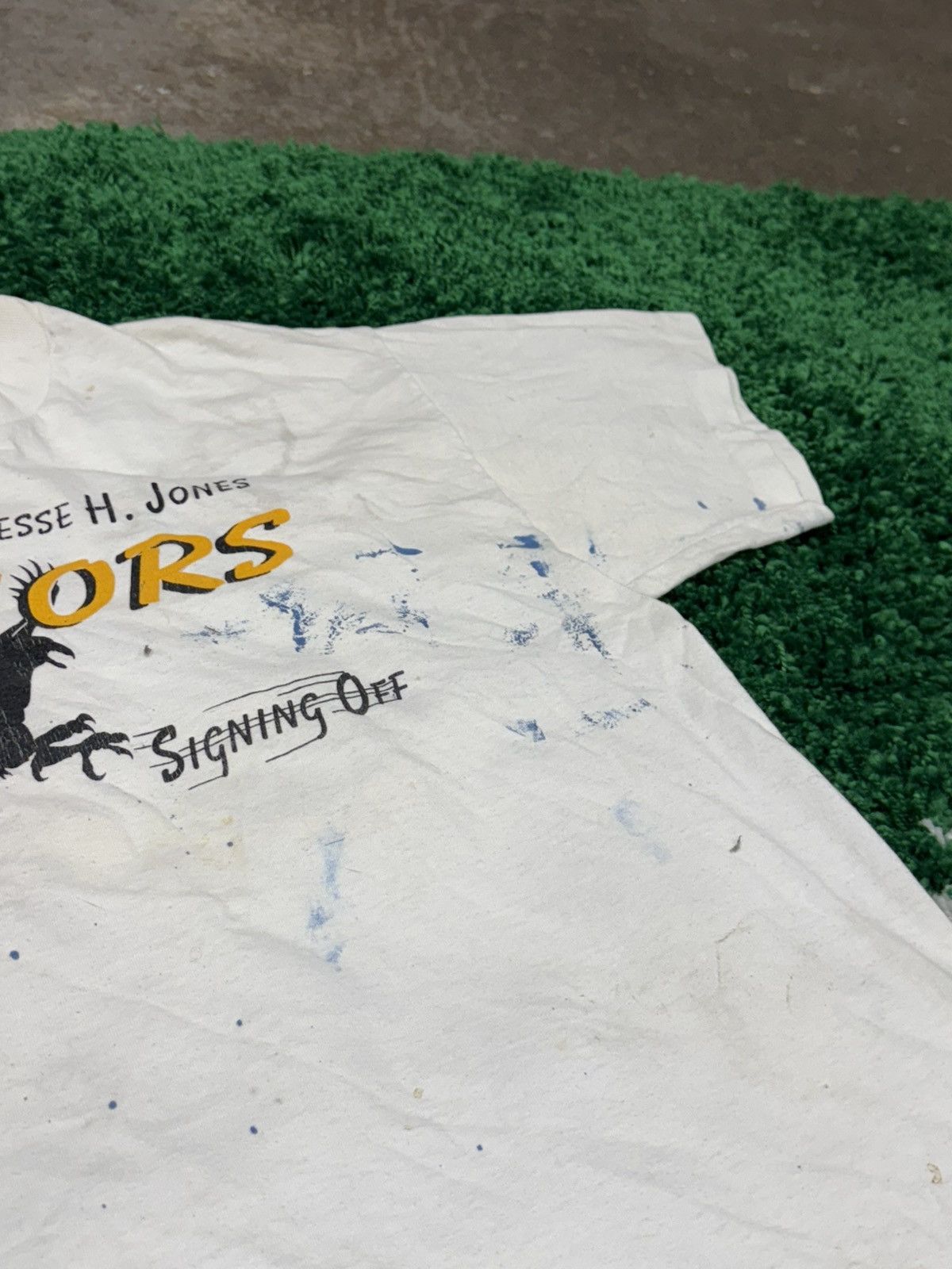 Vintage Vintage Hanes Heavyweight Eagle Hawk Falcon Paint Tee Large Size US L / EU 52-54 / 3 - 4 Thumbnail