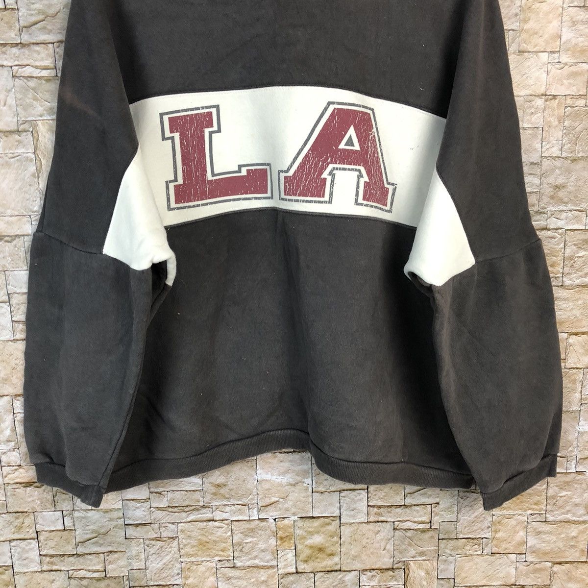 Japanese Brand LA big logo vintage Grey Sweatshirt #A696 Size US L / EU 52-54 / 3 - 3 Thumbnail