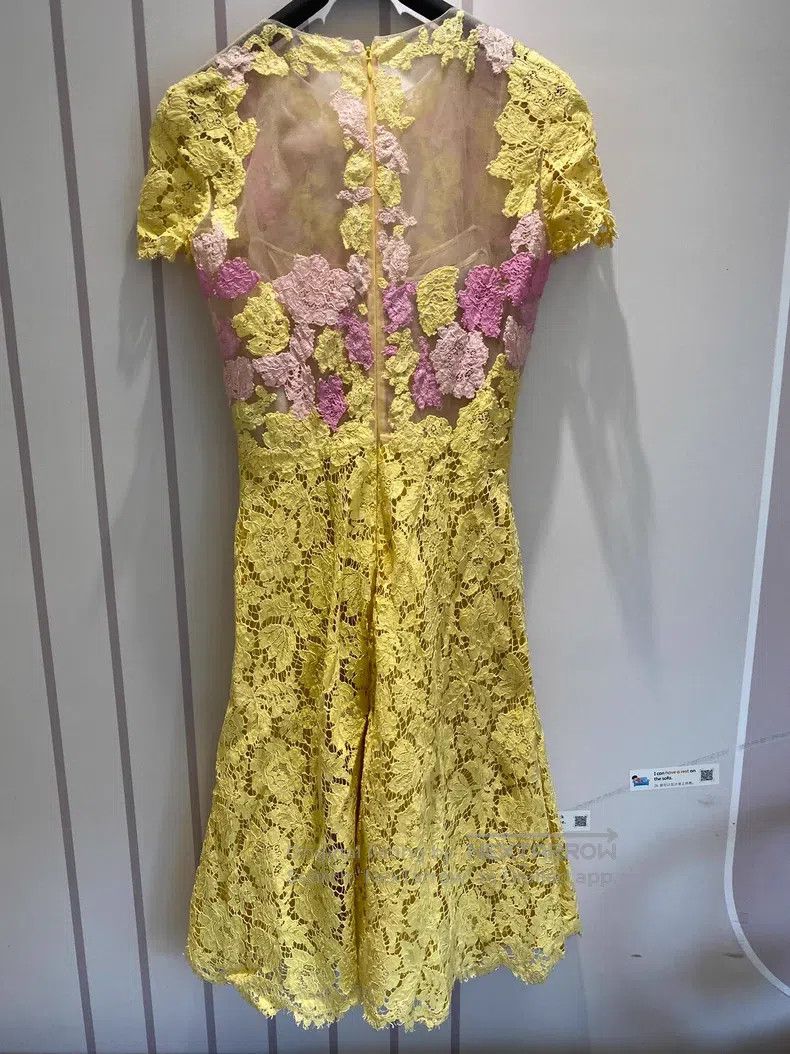 Valentino Yellow lace dress is available for purchase on au PAY Market -  Imported Goods Online Store Co.Ltd. | au PAY Market - Online Shopping Site