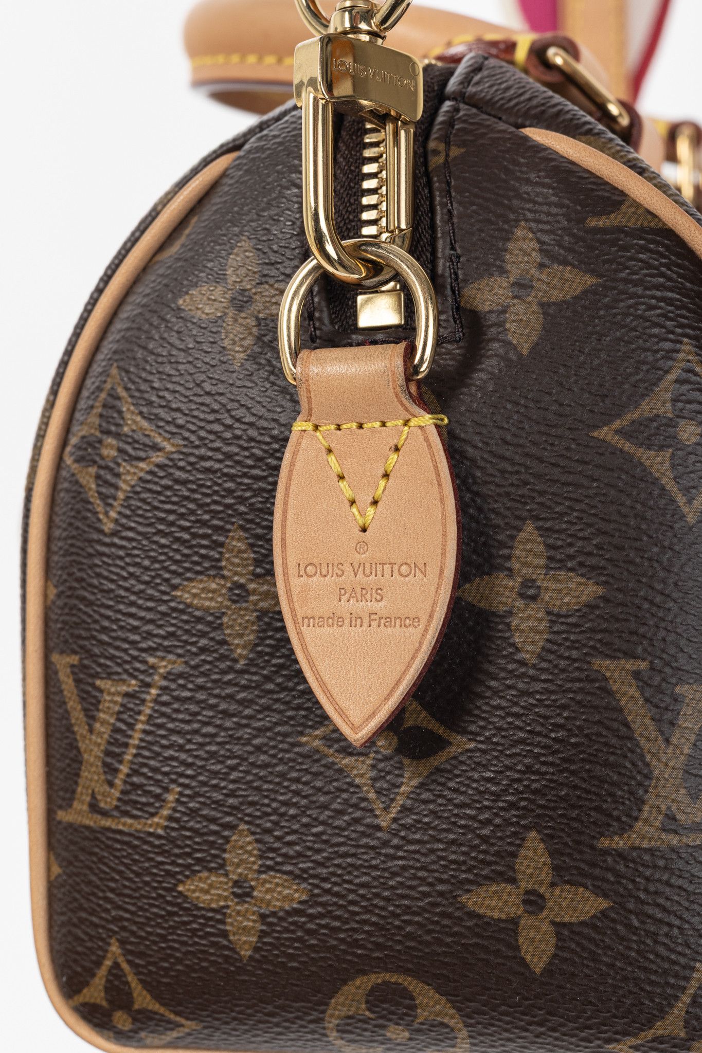 Louis Vuitton Louis Vuitton Speedy Bandouliere 20 Monogram Canvas Bag Size ONE SIZE - 9 Thumbnail