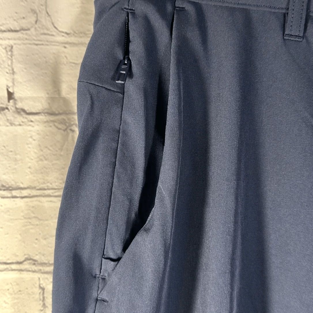 Fabletics Fabletics The Only Classic Fit Performance Pants Pants Men 31 Navy Gray Chino Inseam 30" Size US 31 - 3 Thumbnail